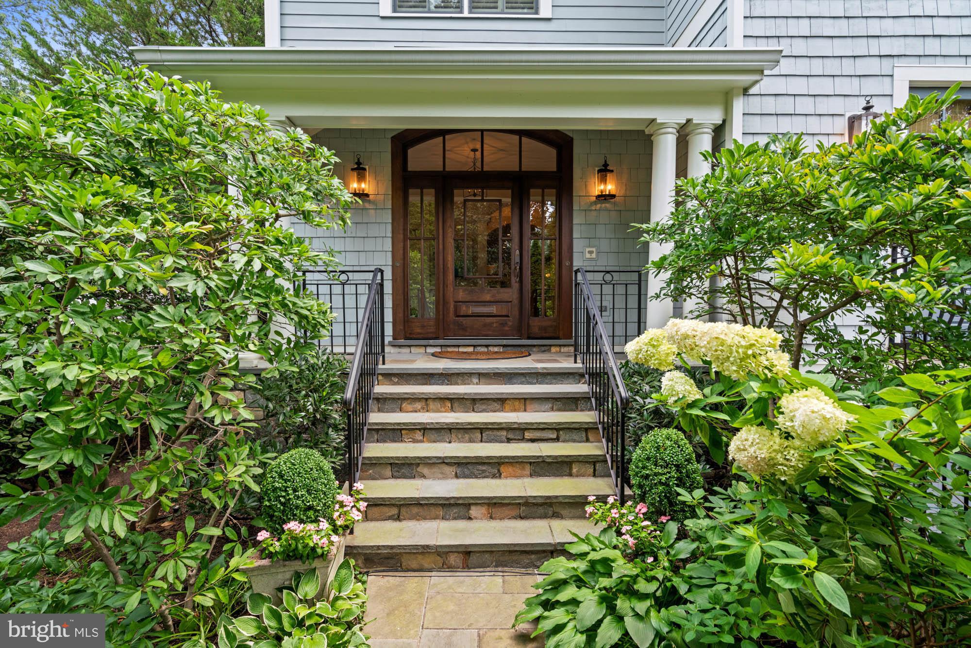 BERKLEY - Residential