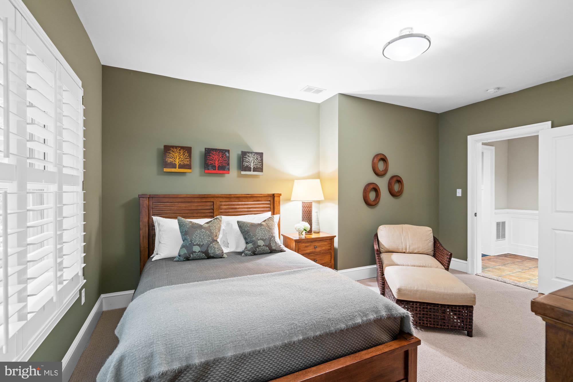 BERKLEY - Residential