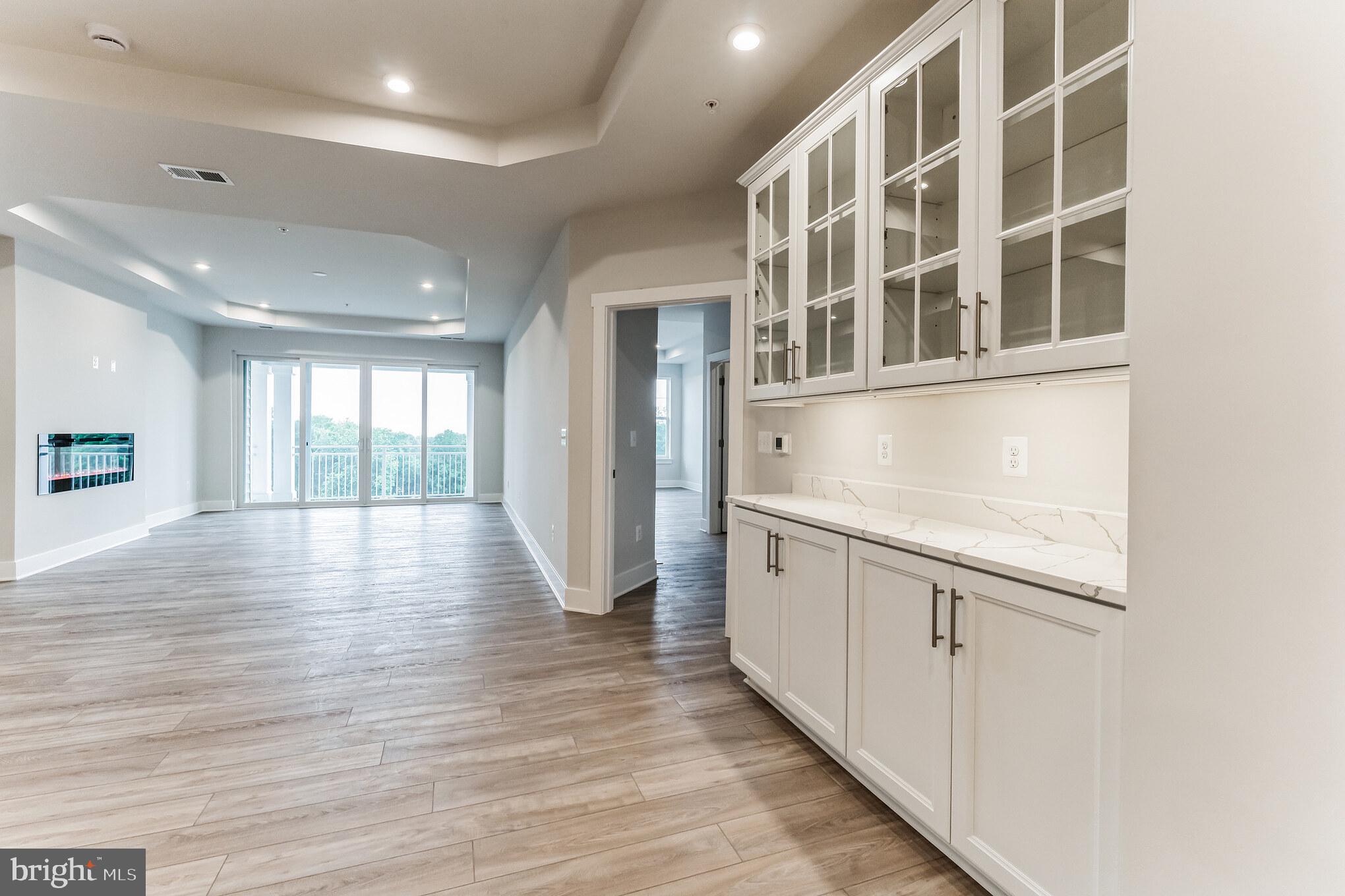 FOUR SEASONS AT KENT ISLAND - Residential