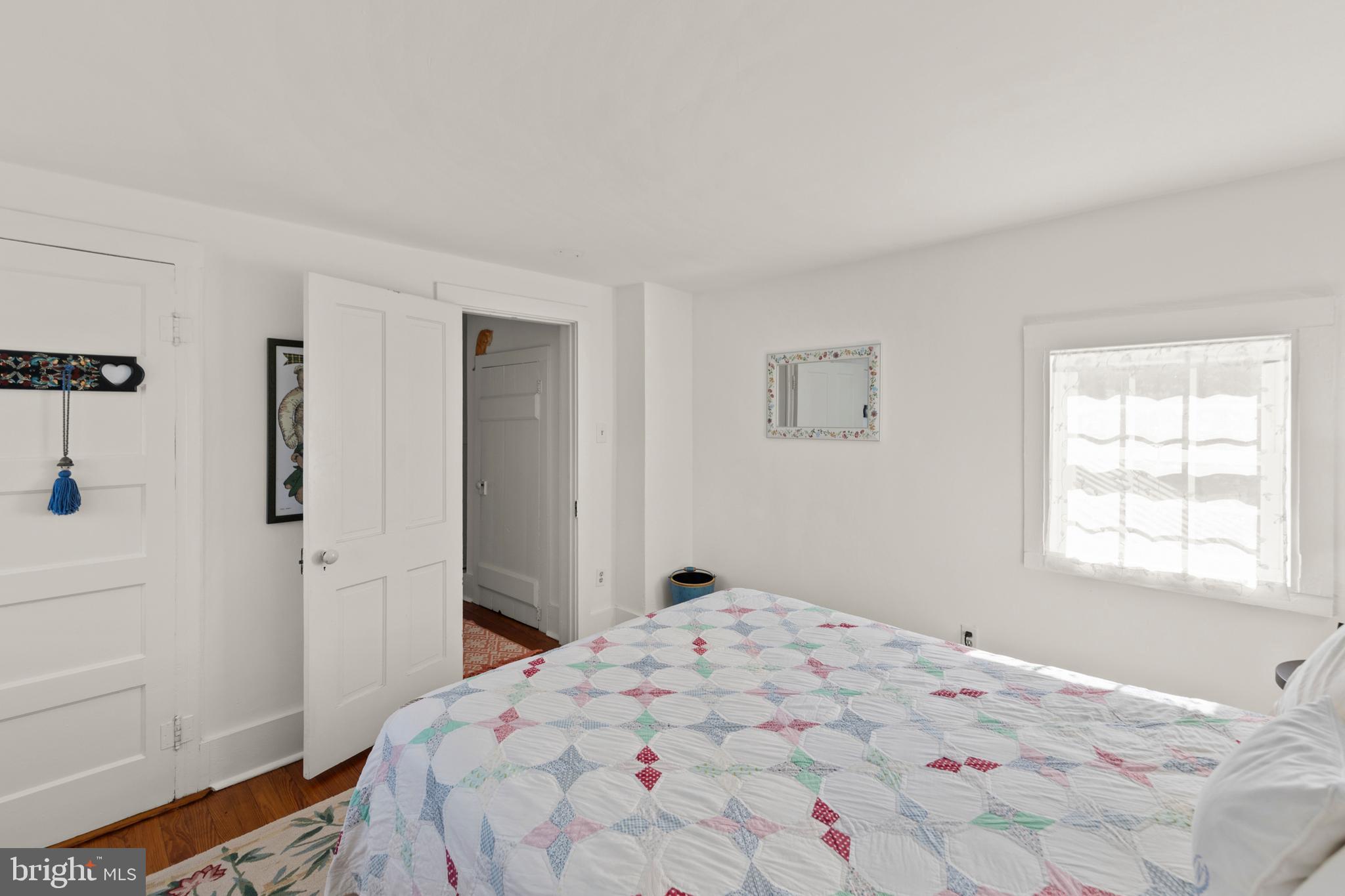 BROWNTOWN ROAD - Residential