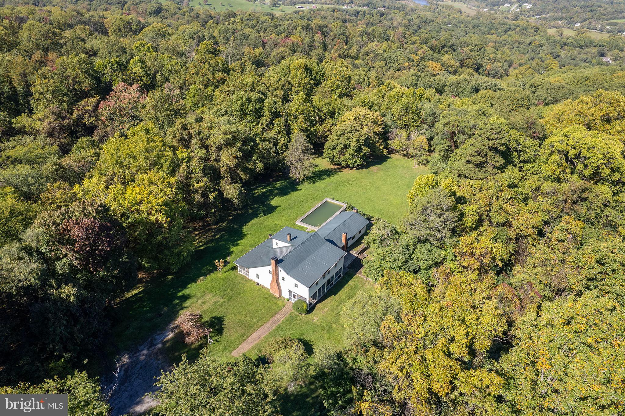 BROWNTOWN ROAD - Residential