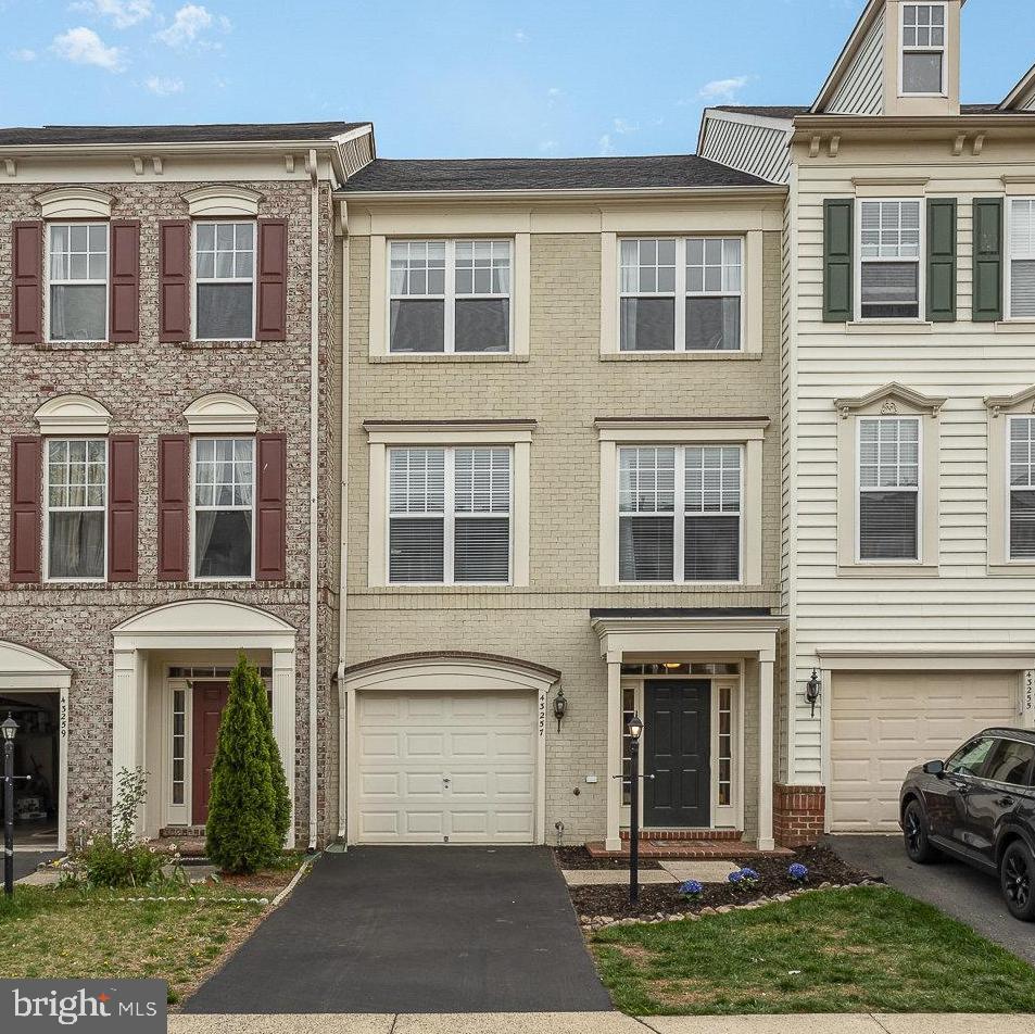 Stunning 4 bedroom / 3.5 bath townhome in Broadlands South! Wood floors on the main level add a touch of warmth and sophistication. The spacious kitchen has been updated with granite tops, backsplash and stainless appliances, perfect for cooking and entertaining. The outdoor space is a true retreat, featuring a deck and a fenced backyard.

Conveniently located in the Briar Woods High School pyramid, which includes Eagle Ridge Middle School and Mill Run Elementary. Enjoy easy access to major roads, shopping, restaurants, and community amenities. Easy access to the Metro Station 2.5 miles away (driving) or about a mile via paved trails, and Dulles Airport is a mere 7 miles.

This move-in ready townhome has undergone recent updates, including a new roof (2022), granite counters and backsplash (2021), furnace/AC (2019), water heater (2019), washer/dryer (2024), and new upper and lower level carpet (2023).

As a resident of Broadlands, you'll have access to a wide range of amenities, including pools, tennis courts, tot lots, a fitness center, basketball courts, trails and walking paths, a community center, and a nature center. Don't miss out on this incredible opportunity to own a piece of this vibrant community!