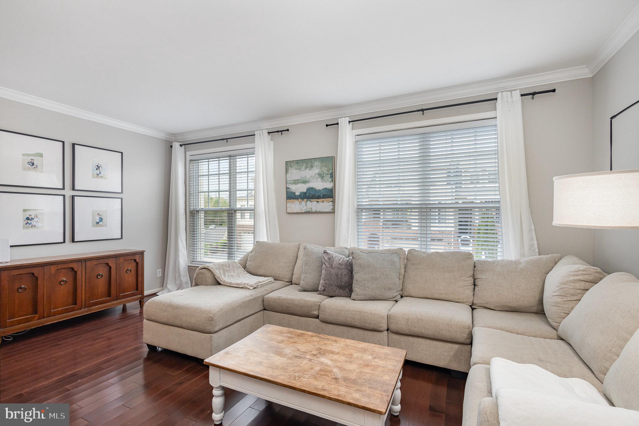 SIGNATURE AT BROADLANDS - Residential