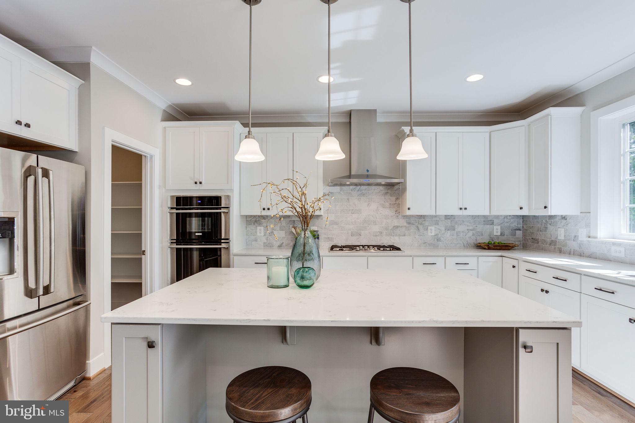 VIENNA WOODS - Residential