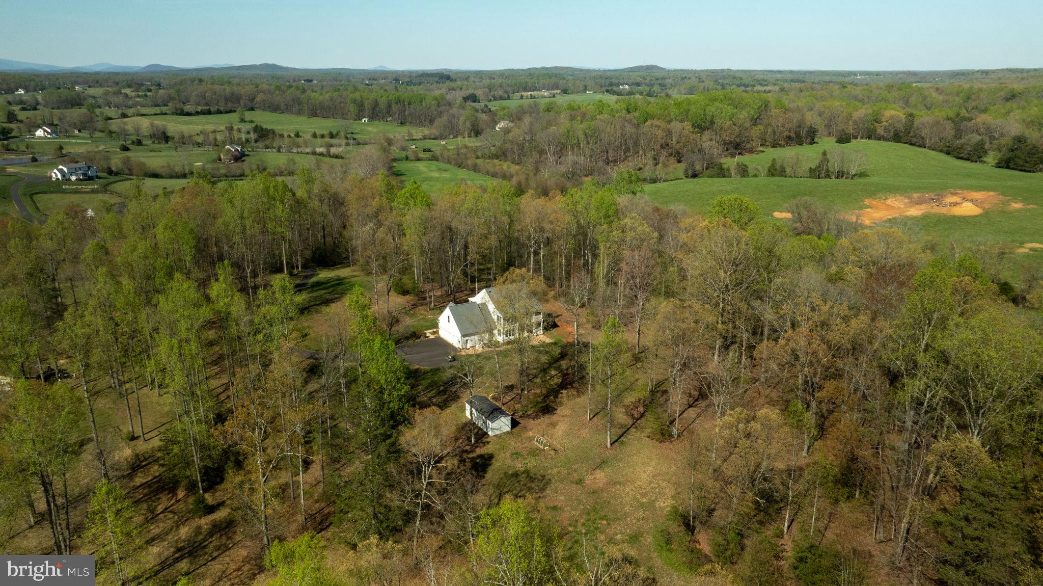 FOX GLEN EQUESTRIAN ESTATES - Residential