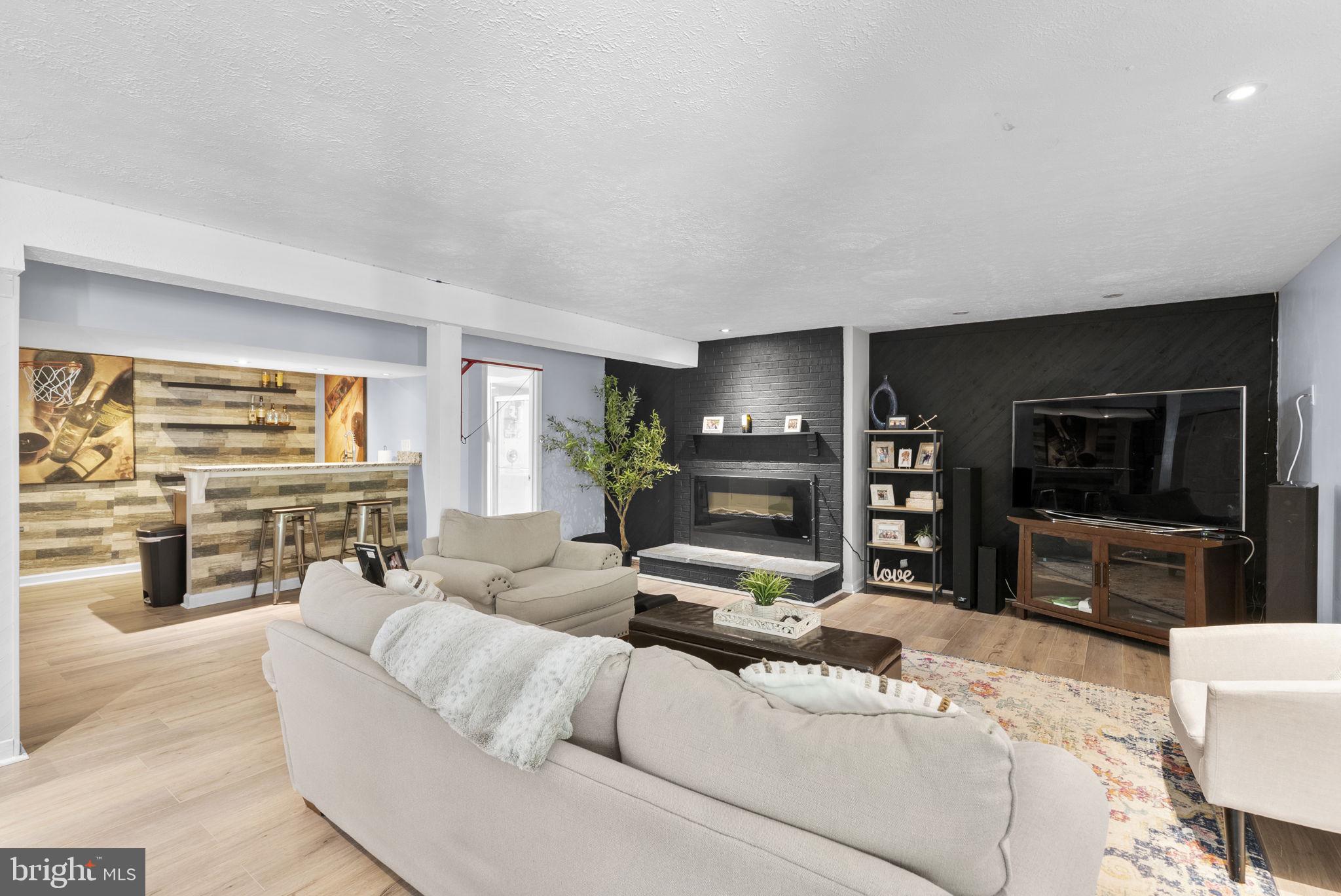 GOSHEN ESTATES - Residential