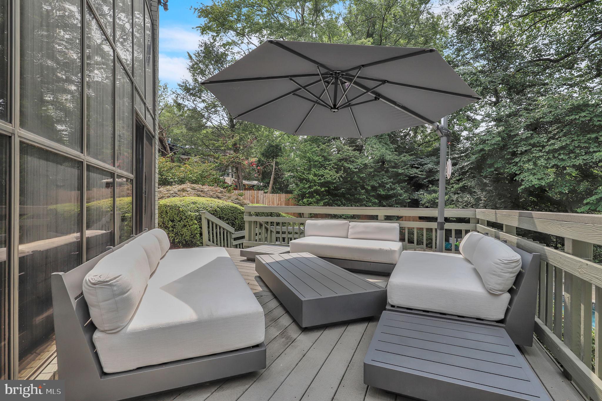 BANNOCKBURN ESTATES - Residential