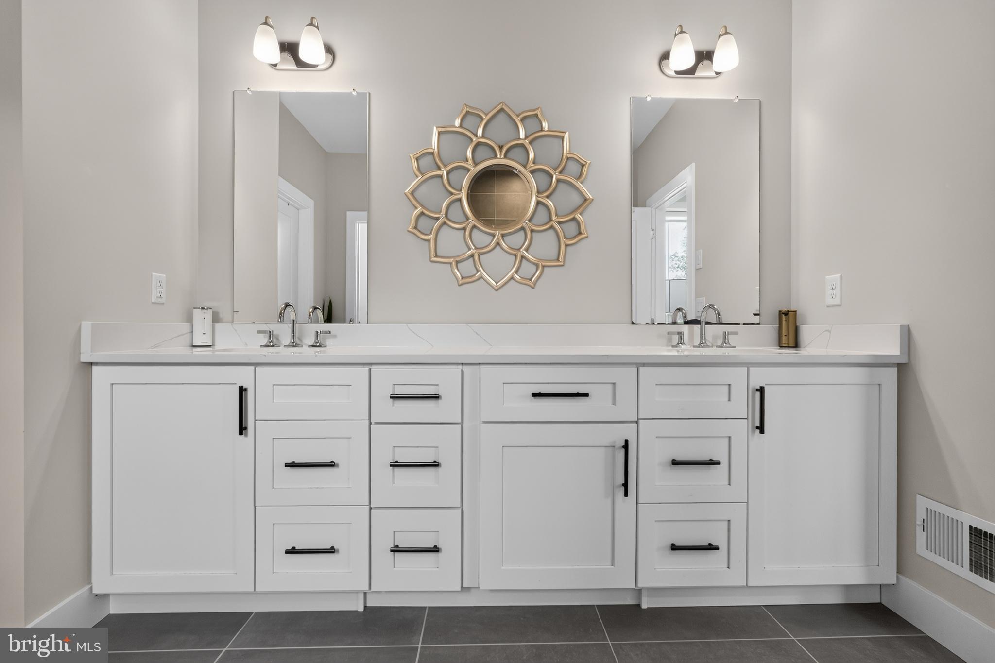 REGENCY AT WATERSIDE - Residential