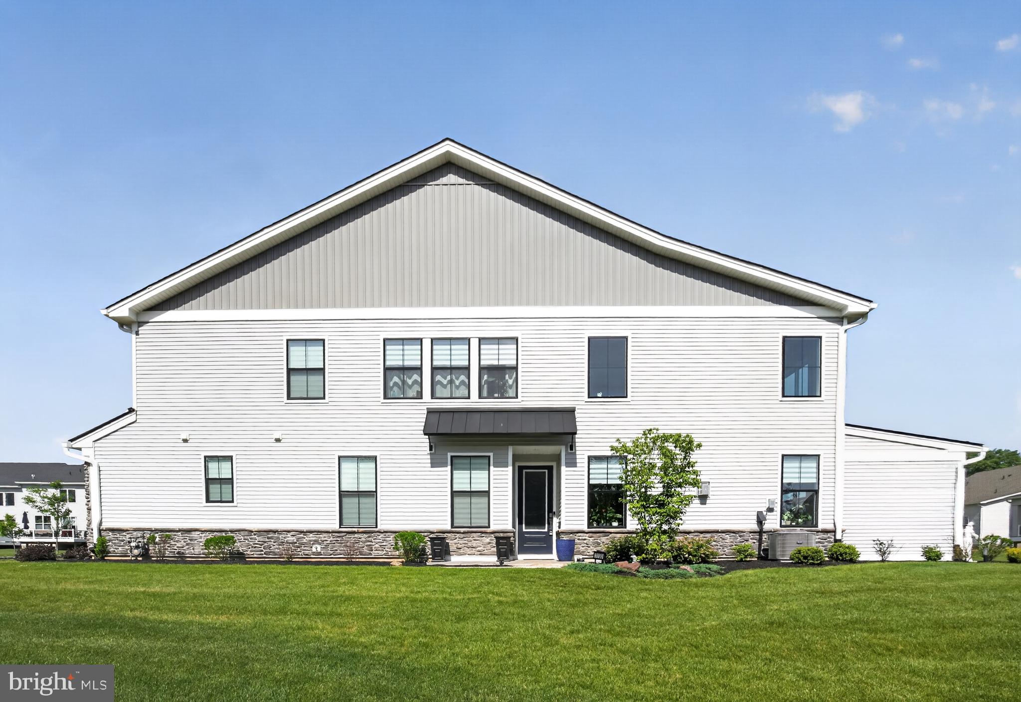 REGENCY AT WATERSIDE - Residential