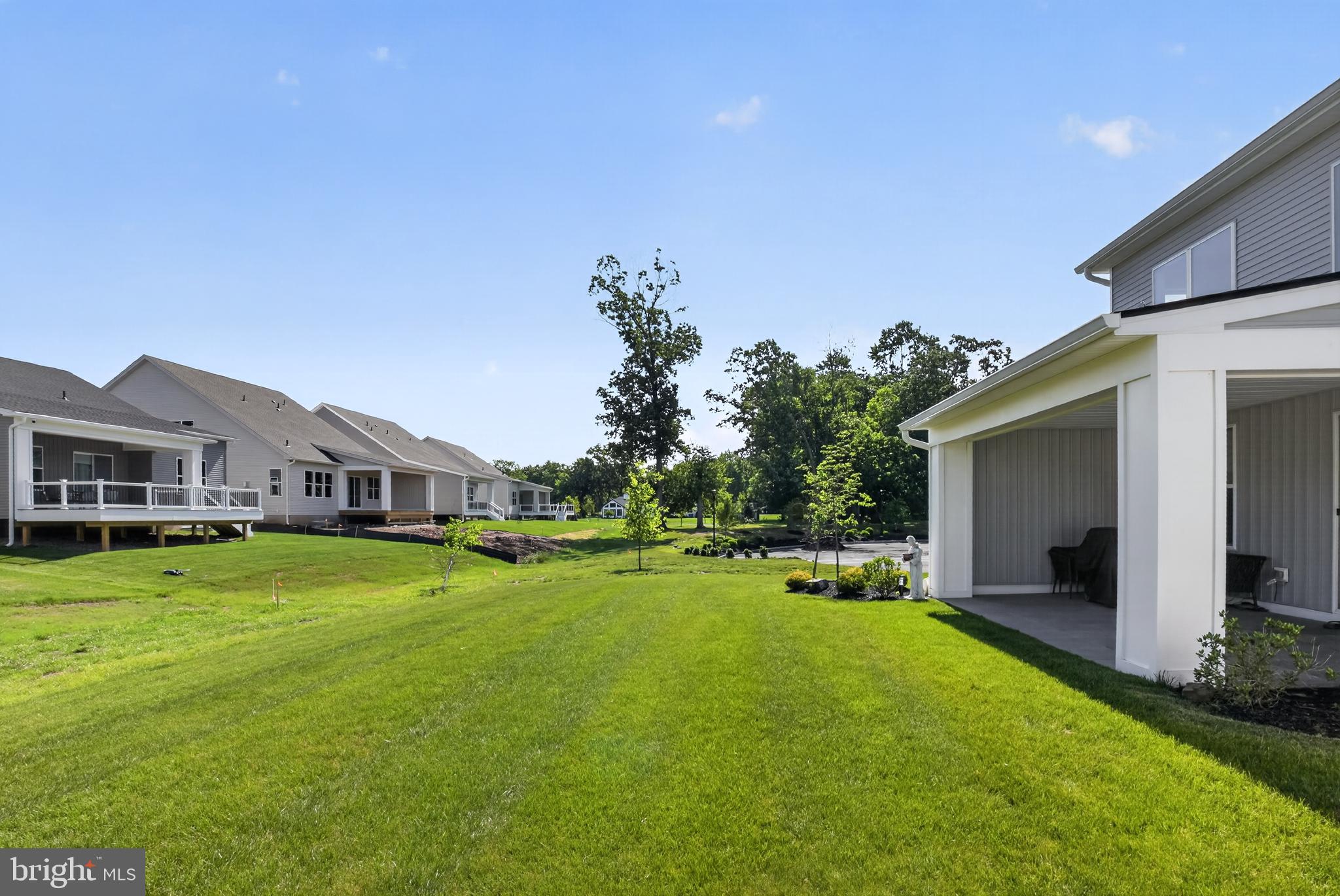 REGENCY AT WATERSIDE - Residential