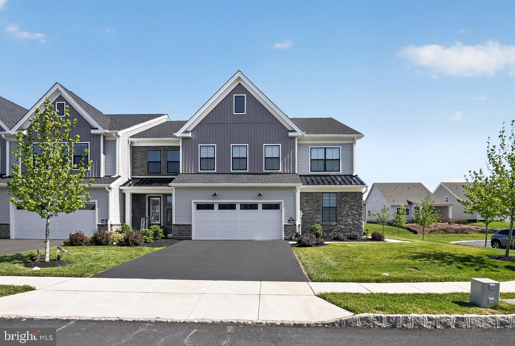 REGENCY AT WATERSIDE - Residential