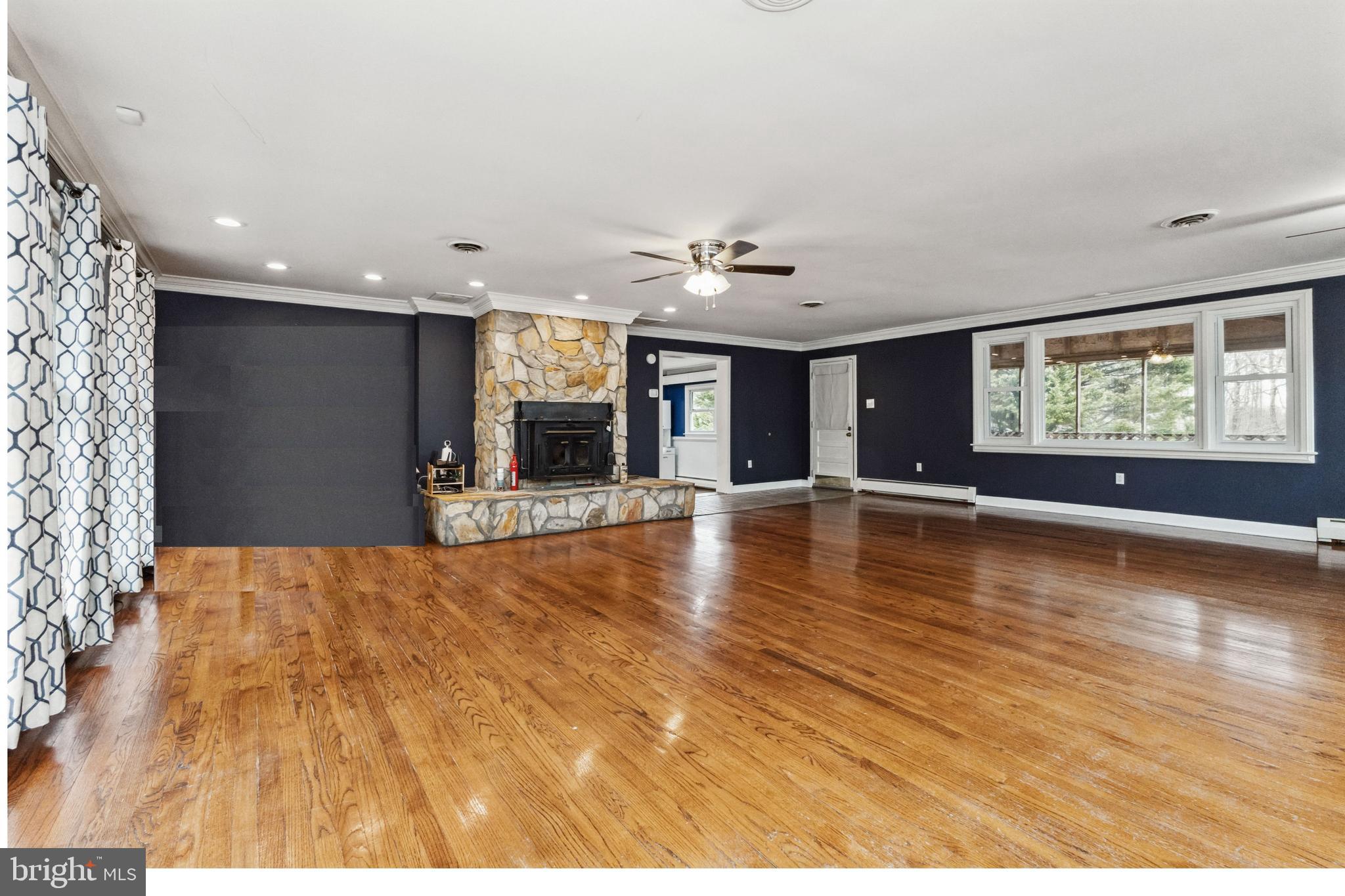 MANDLEY SUB - Residential