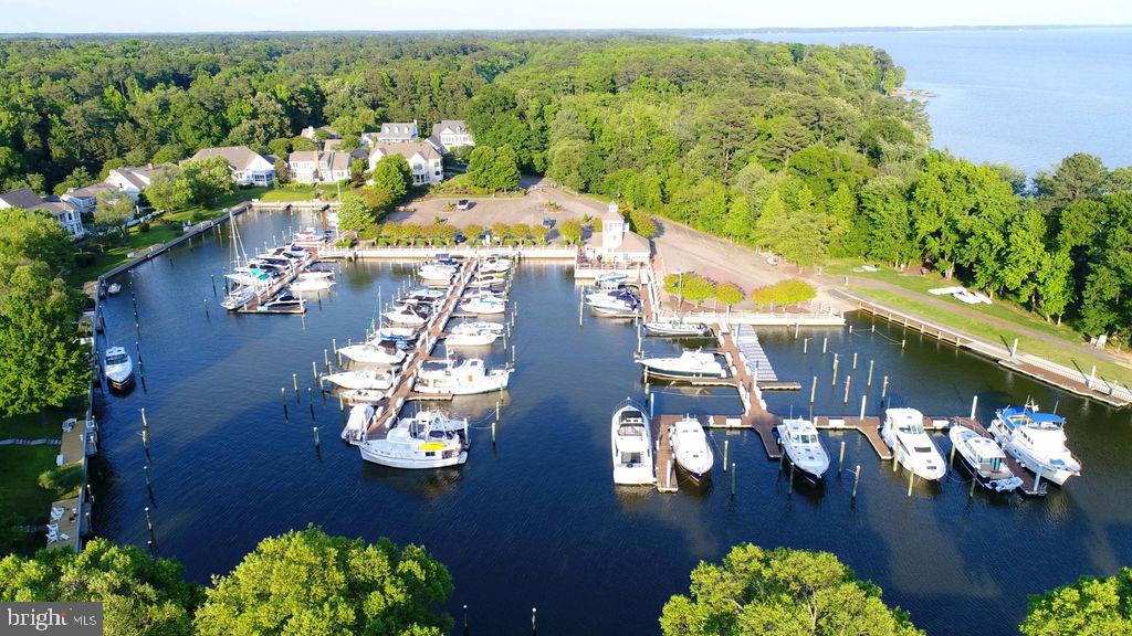 GOVERNOR'S LAND - Residential