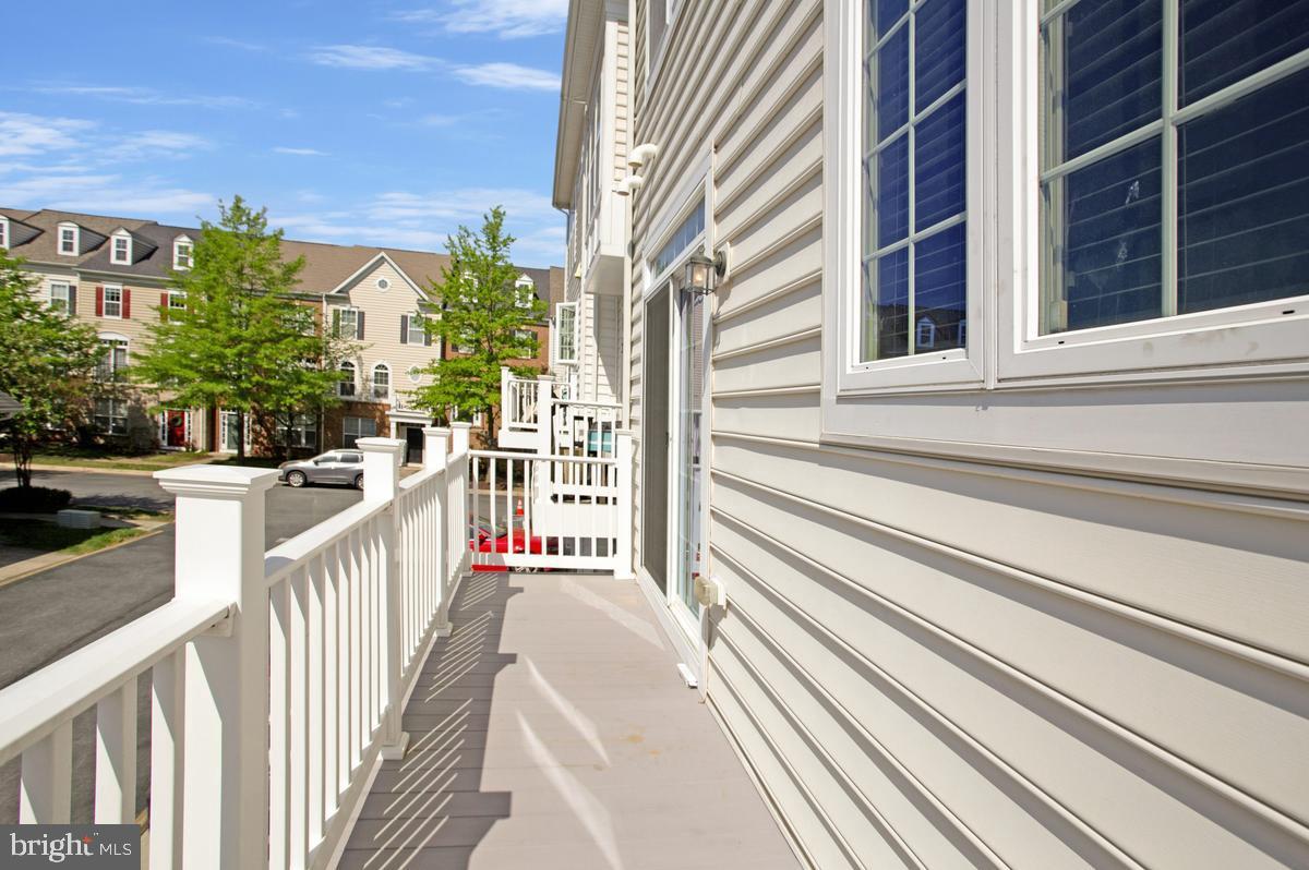 VICTORY PROMENADE - Residential