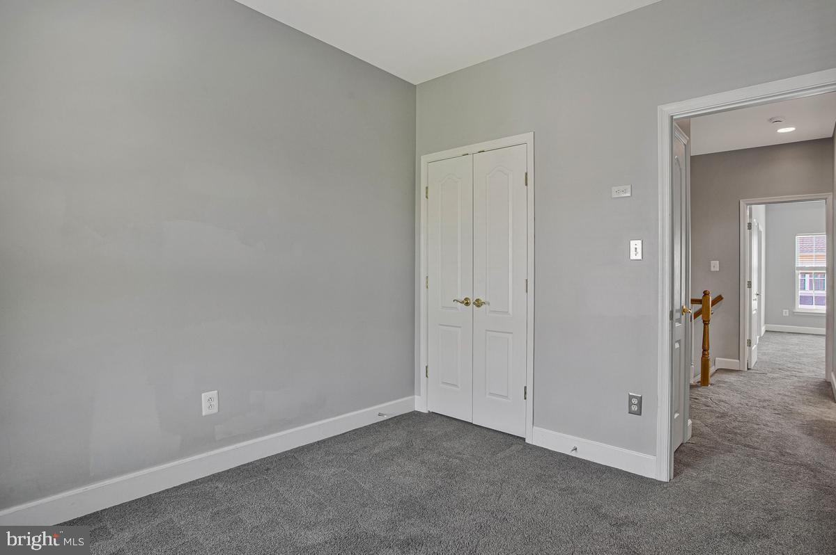 VICTORY PROMENADE - Residential