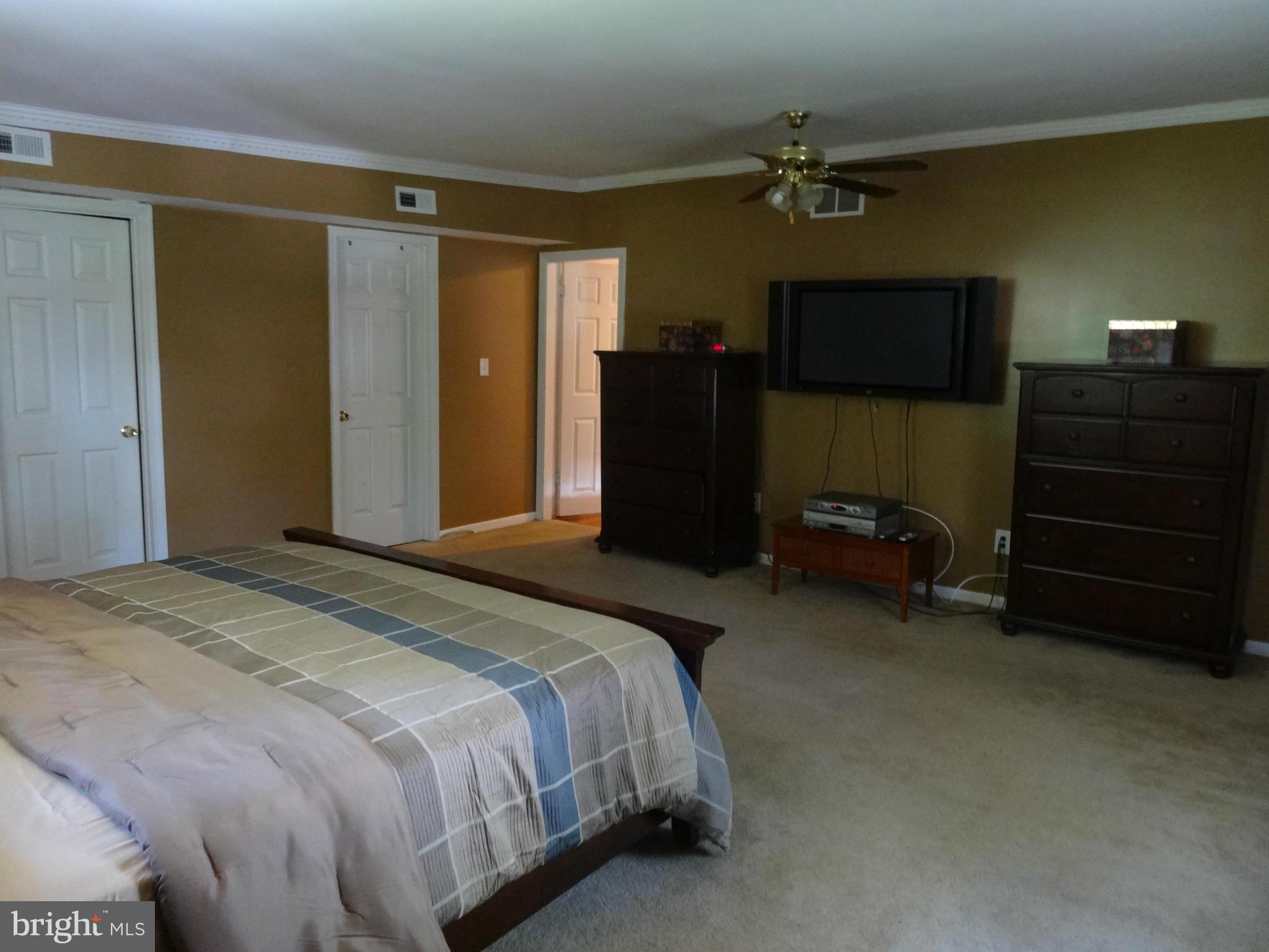 EVESHAM PARK - Residential