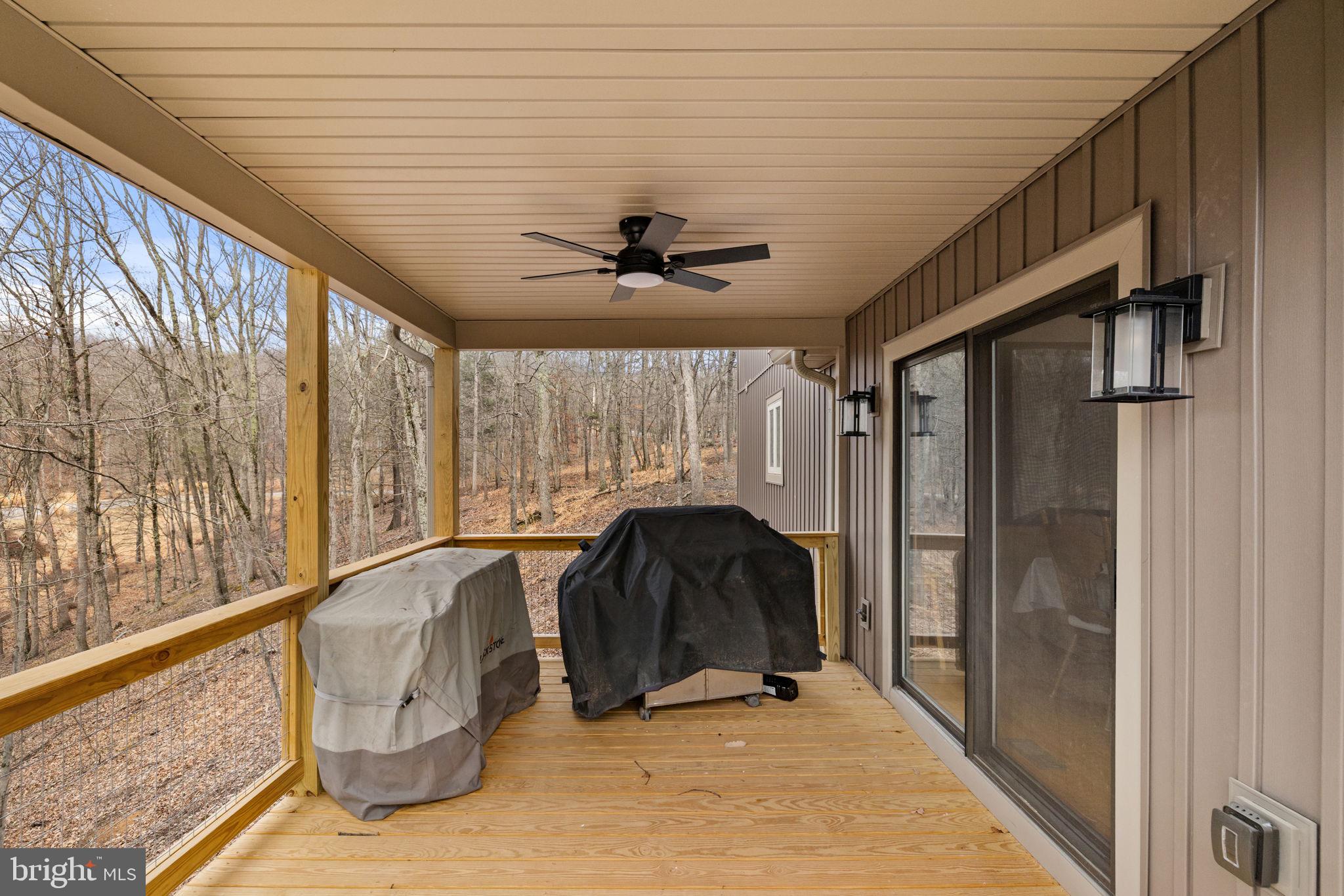 THE CROSSING AT GREAT CACAPON - Residential