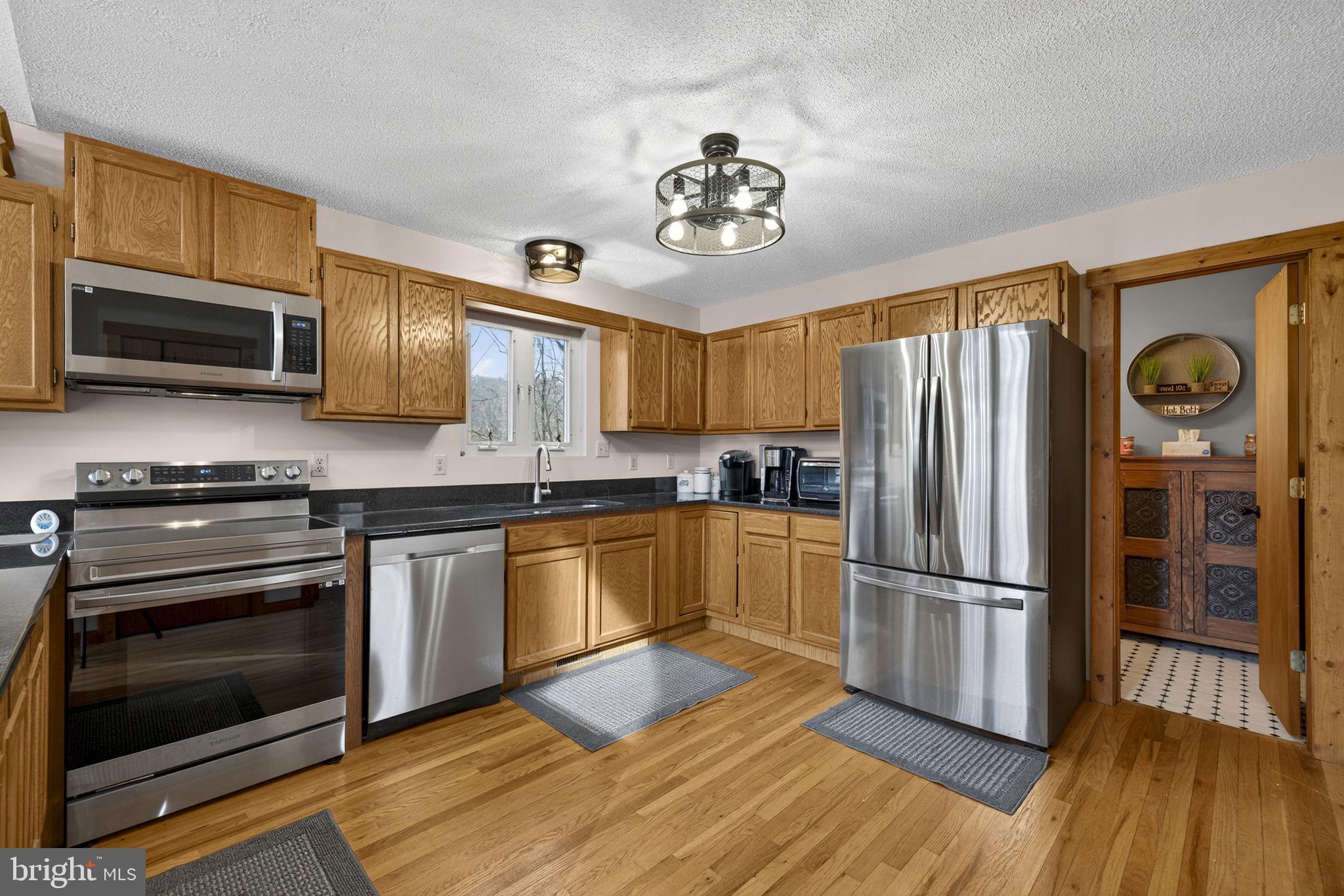 THE CROSSING AT GREAT CACAPON - Residential