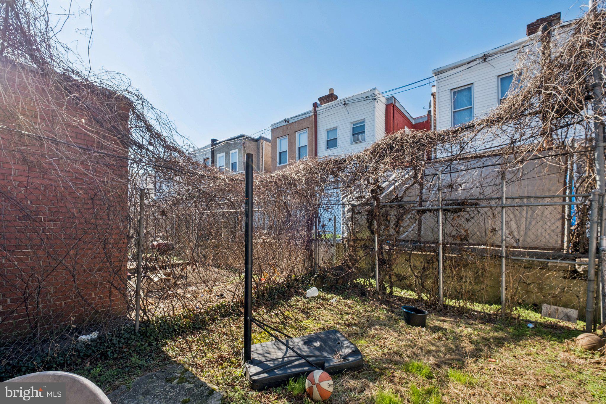 GERMANTOWN (EAST) - Residential