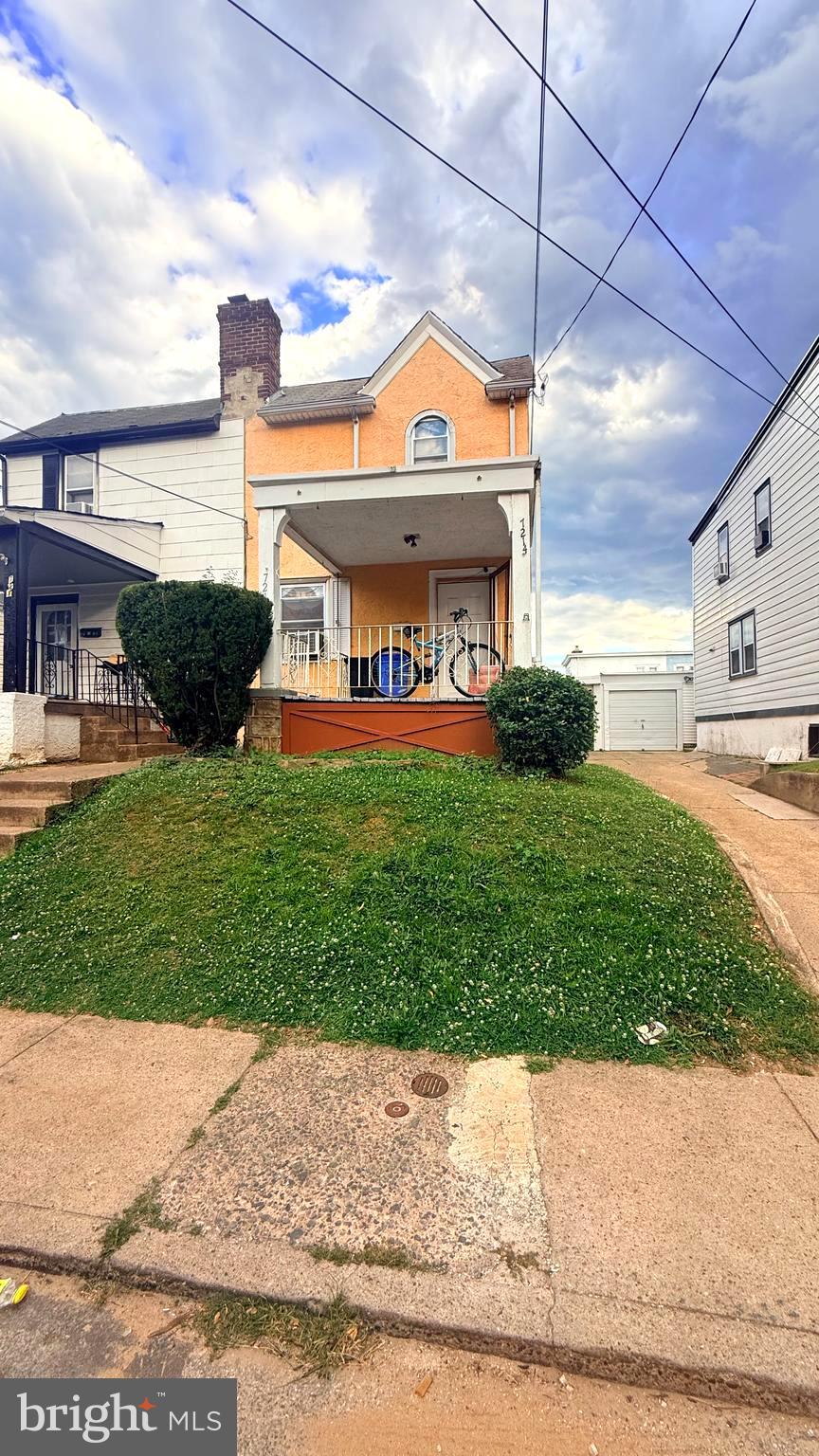 welcome to 7214 bradford road, well maintained  tenant  occupied property ,this semi detached home offer 3 bedroom ,  one and half bathroom , ,finished  basement , open kitchen concept  granite counter top,  detached garage , fence out back yard ,long term and very good tenant , month to month lease , paying on time currently paying  1800 rent monthly