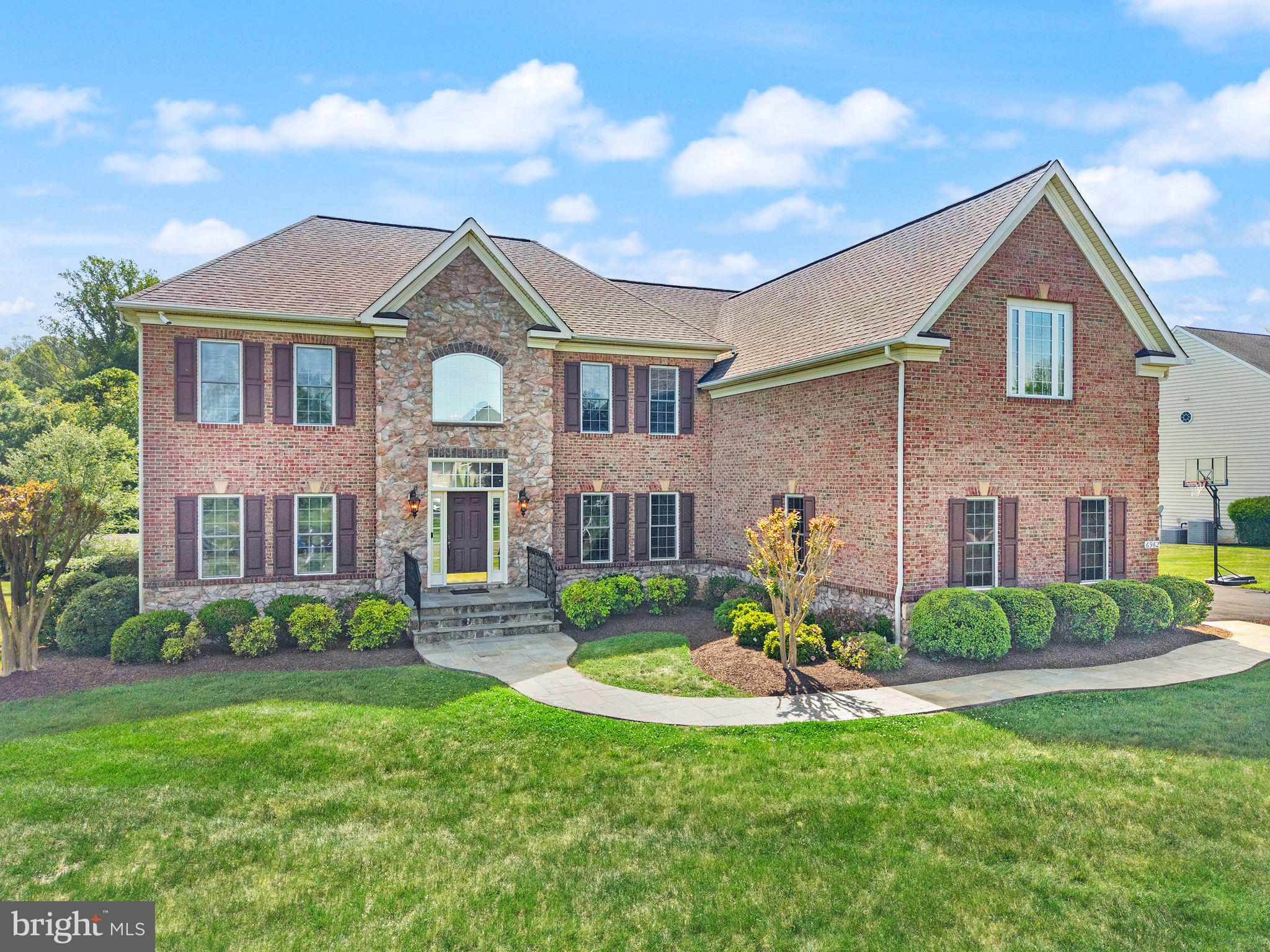 BROOKSIDE - Residential