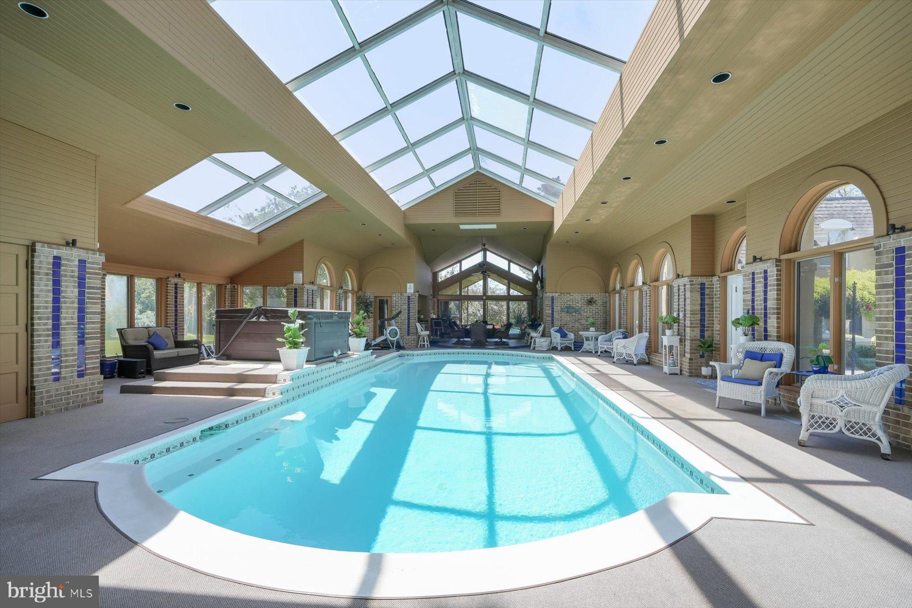 LOCUST GROVE ESTATES SUB - Residential