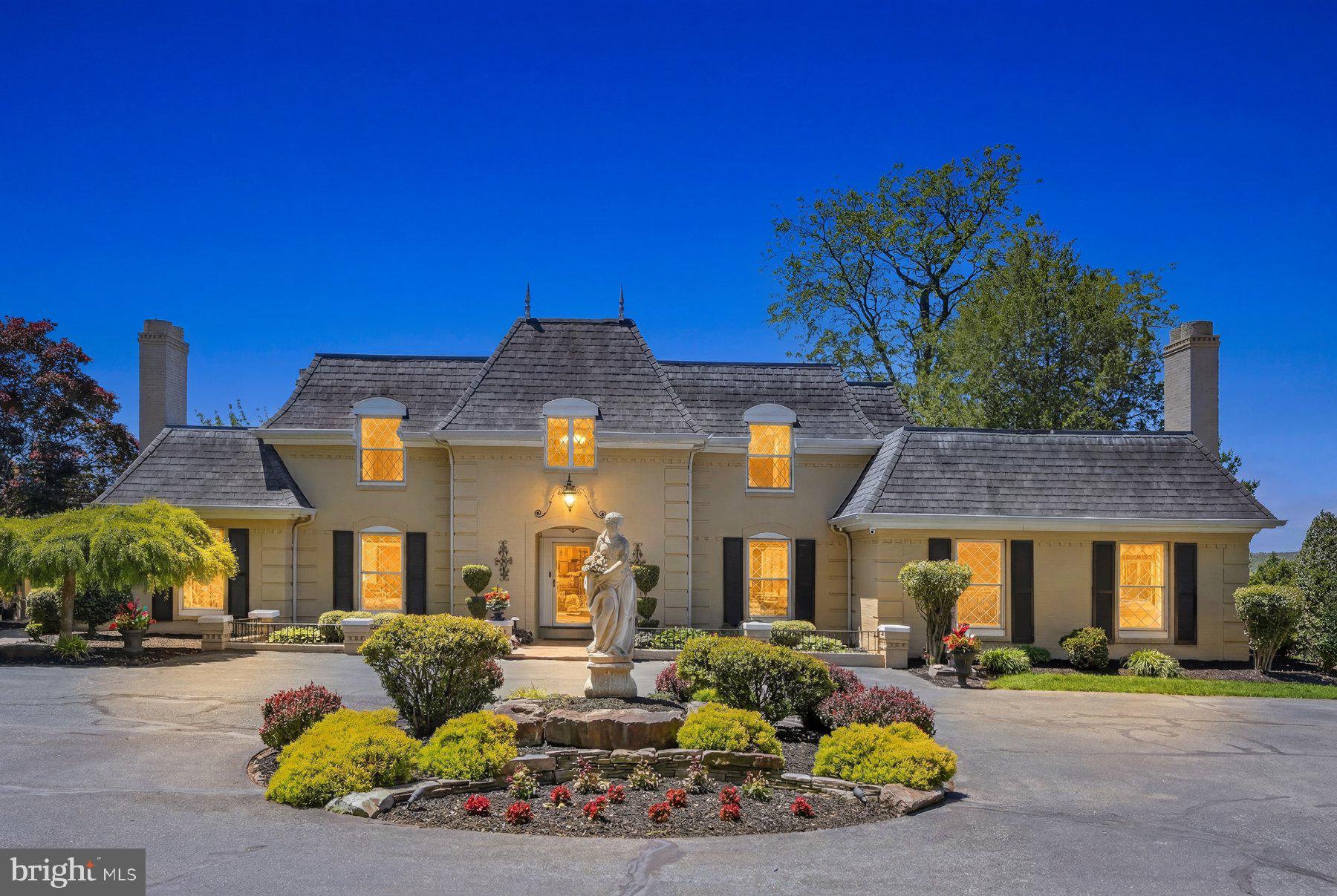 LOCUST GROVE ESTATES SUB - Residential