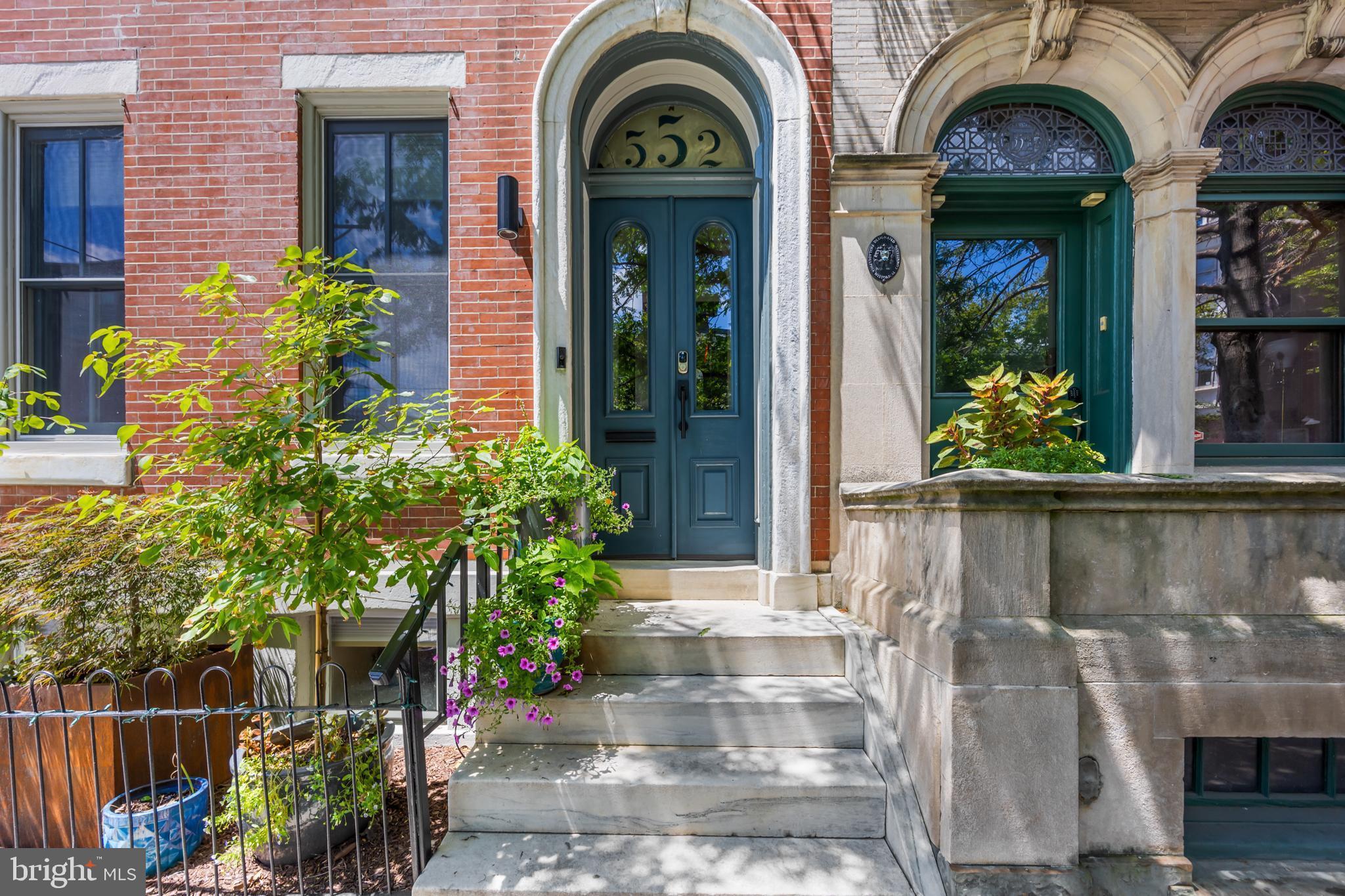 FAIRMOUNT - Residential