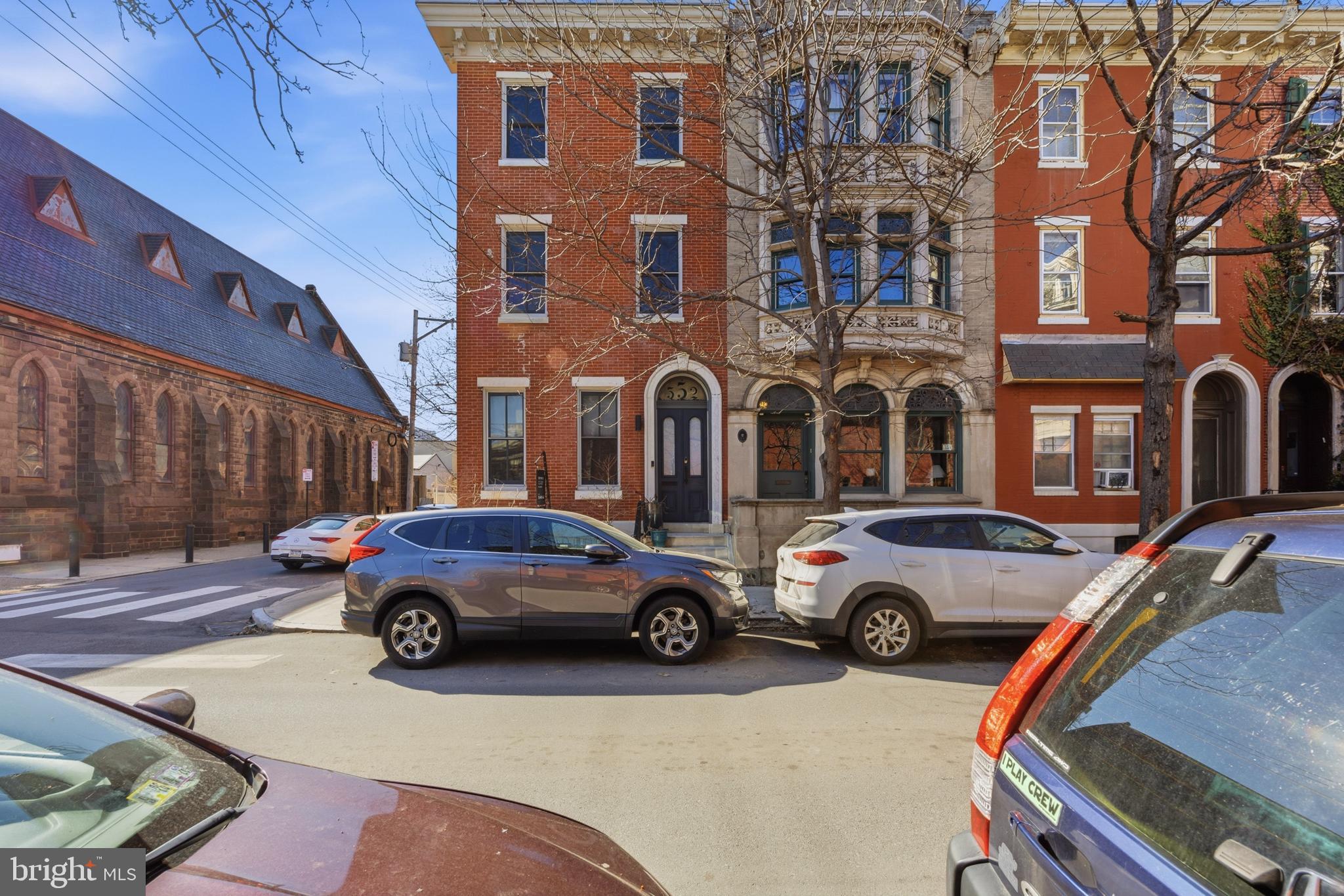 FAIRMOUNT - Residential