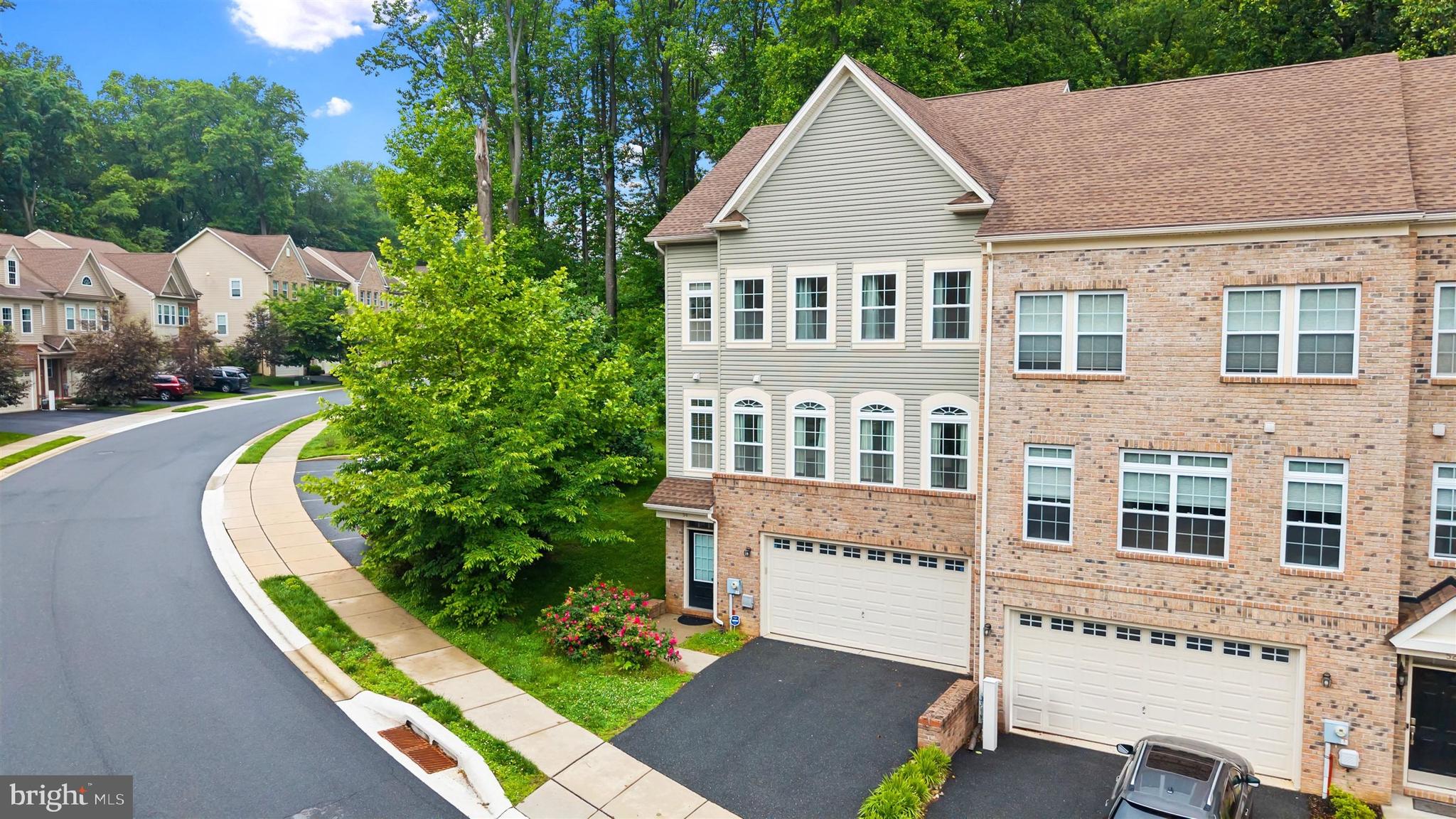 WESTHAMPTON - Residential