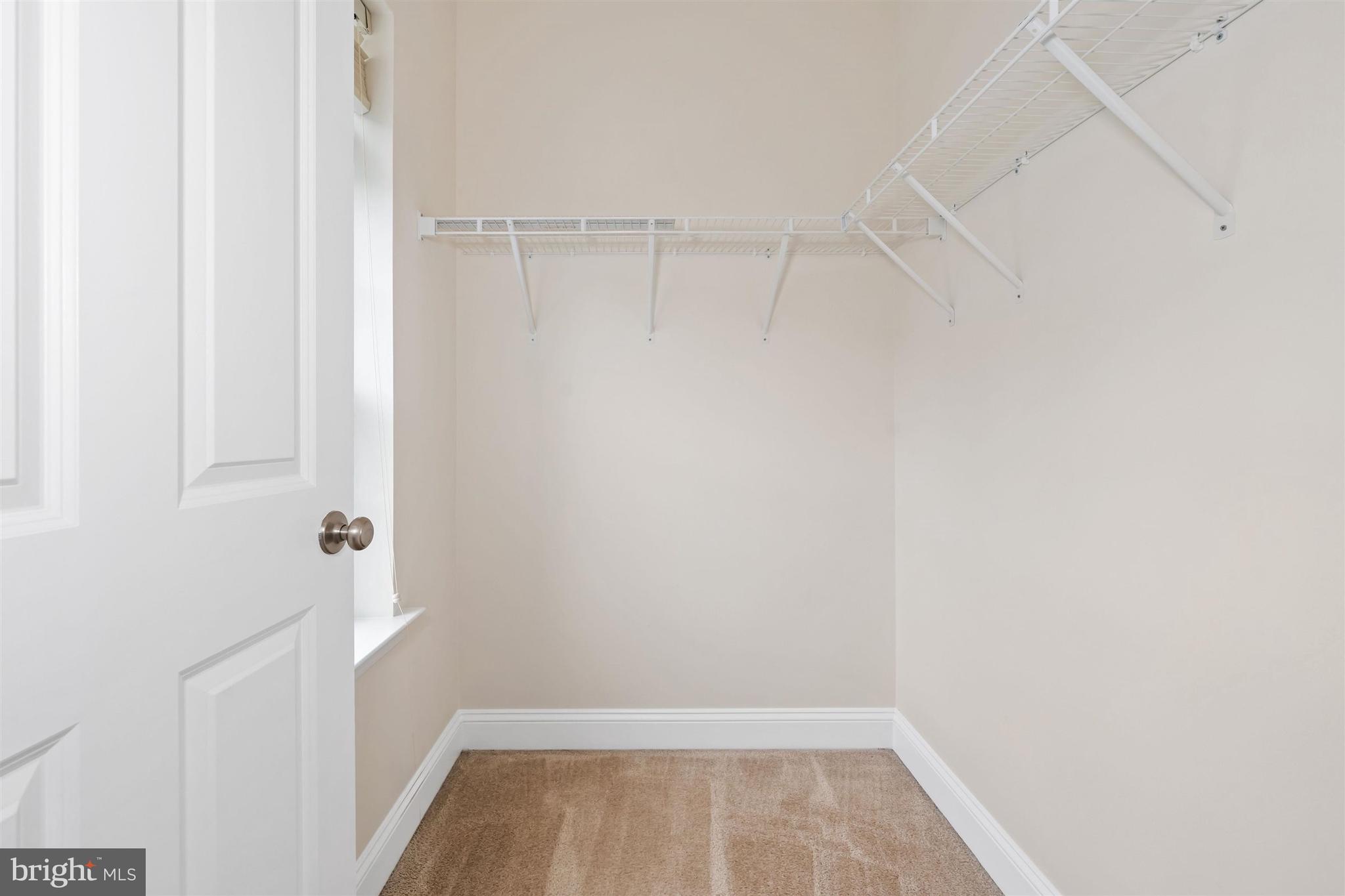 WESTHAMPTON - Residential
