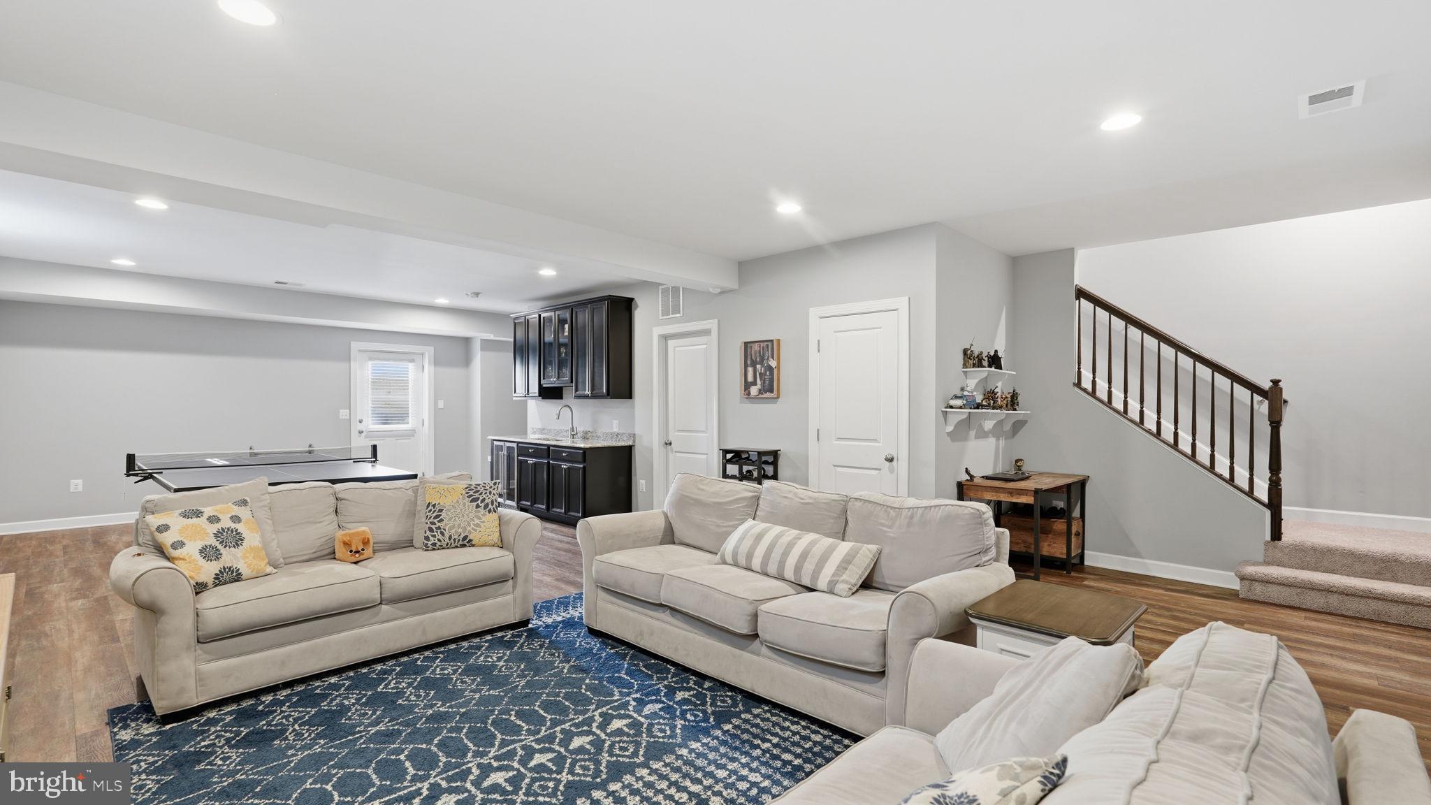 EMBREY MILL - Residential