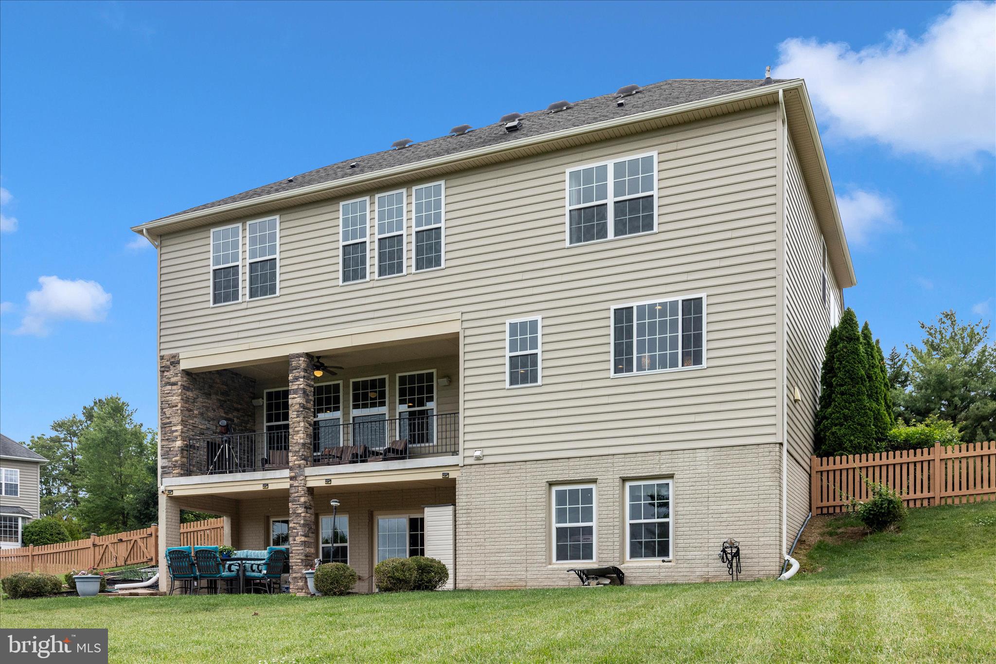 SABER RIDGE - Residential
