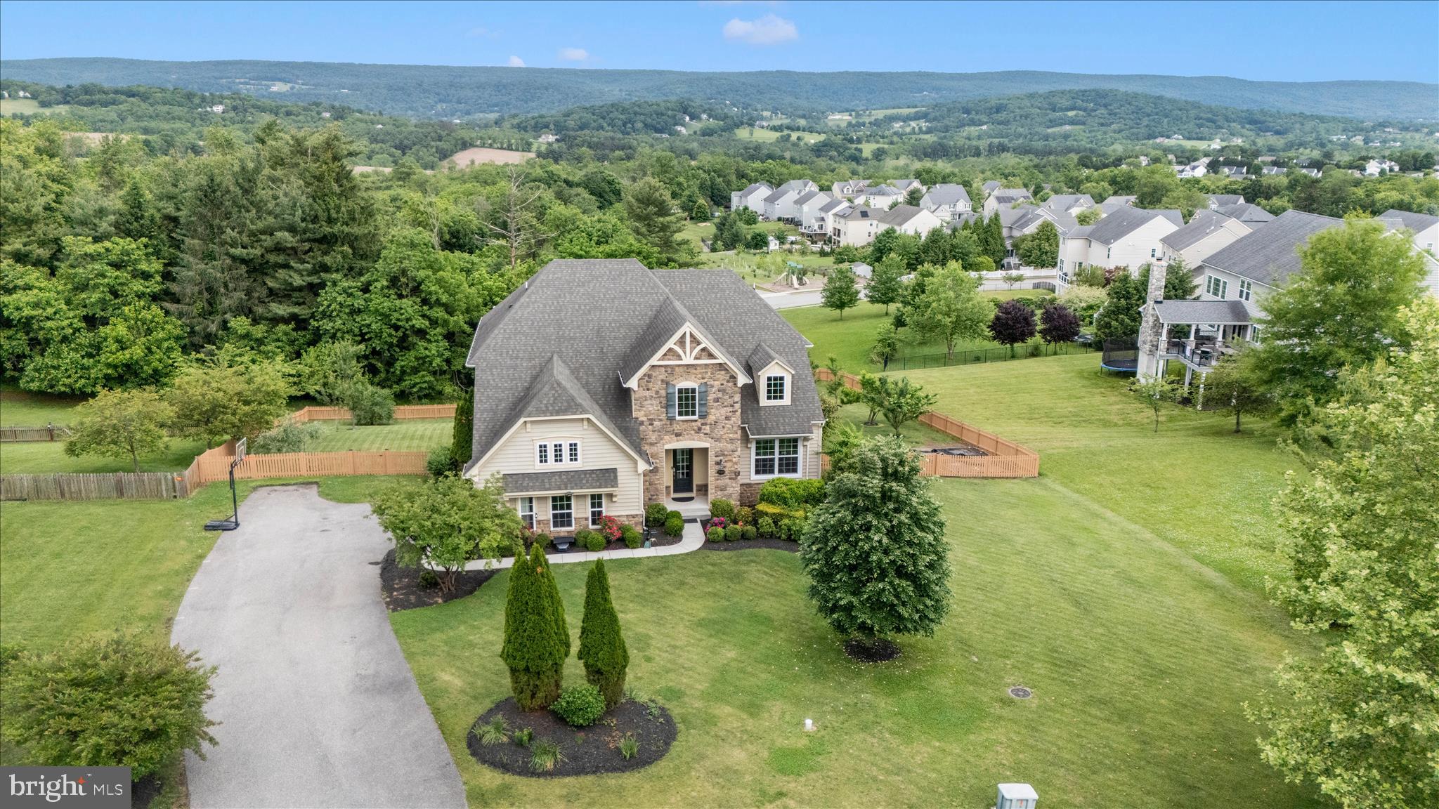 SABER RIDGE - Residential
