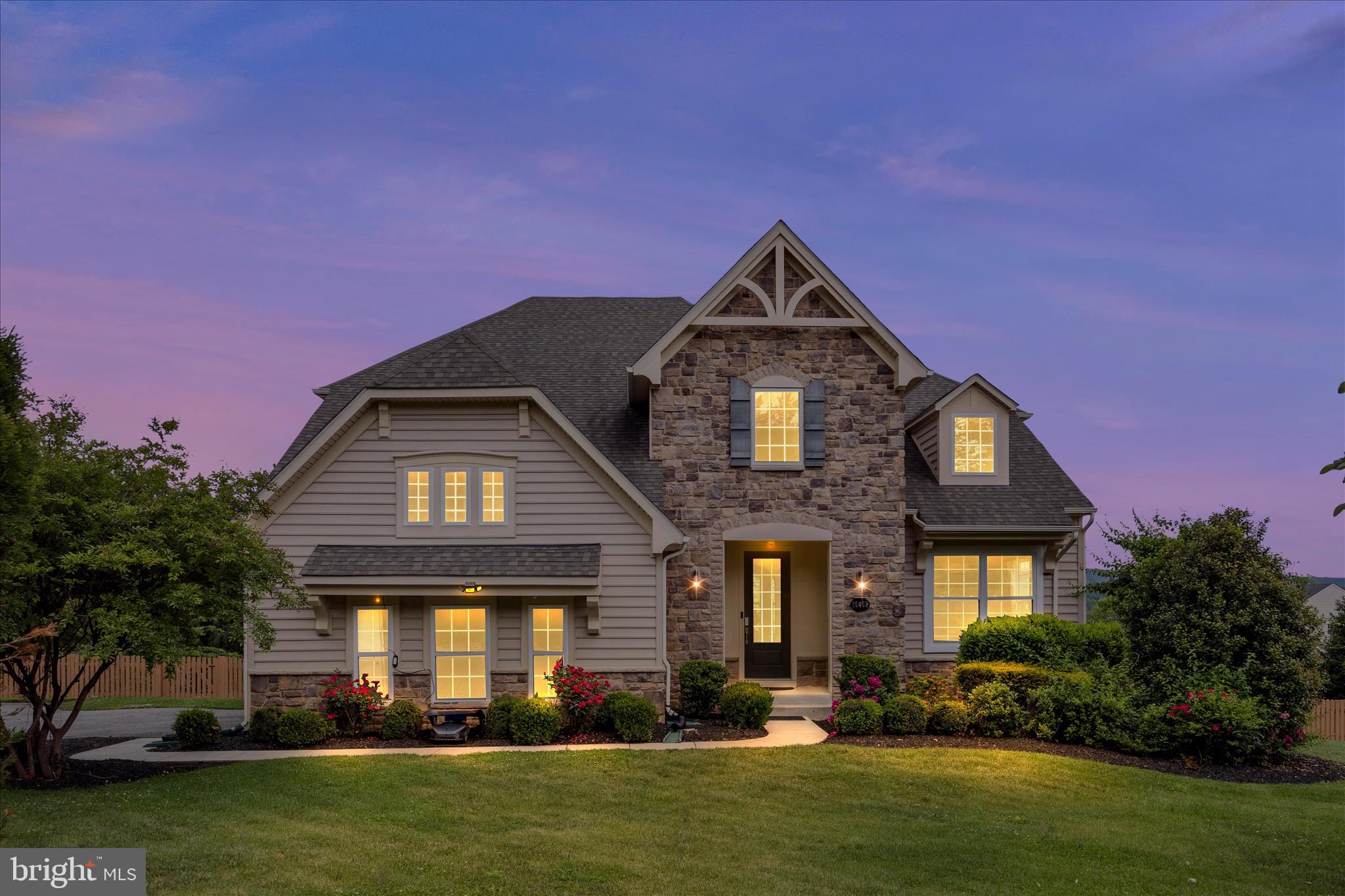 SABER RIDGE - Residential