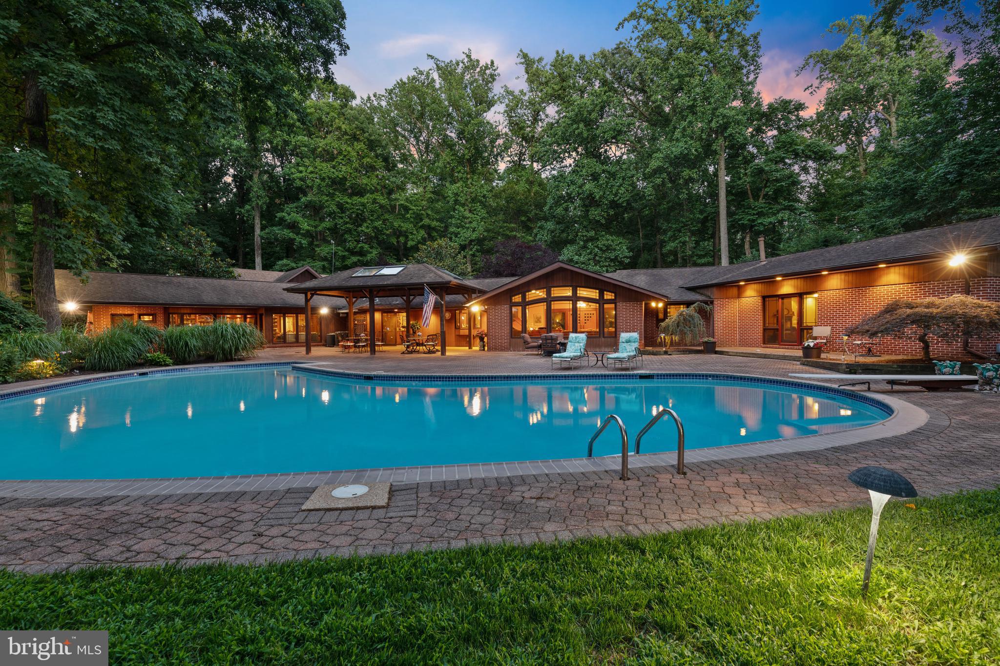 VELVET VALLEY - Residential