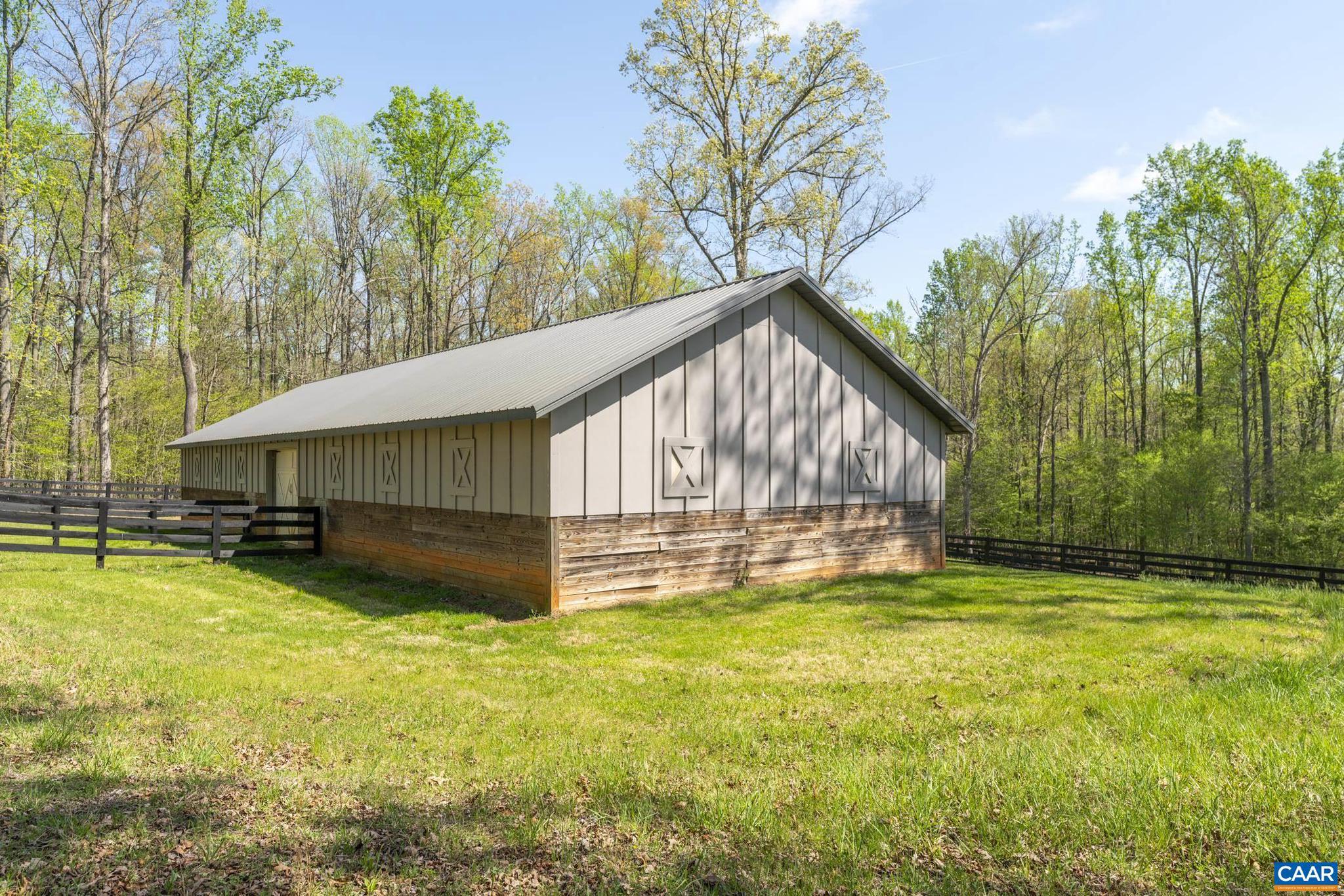 FRAYS GRANT - Residential