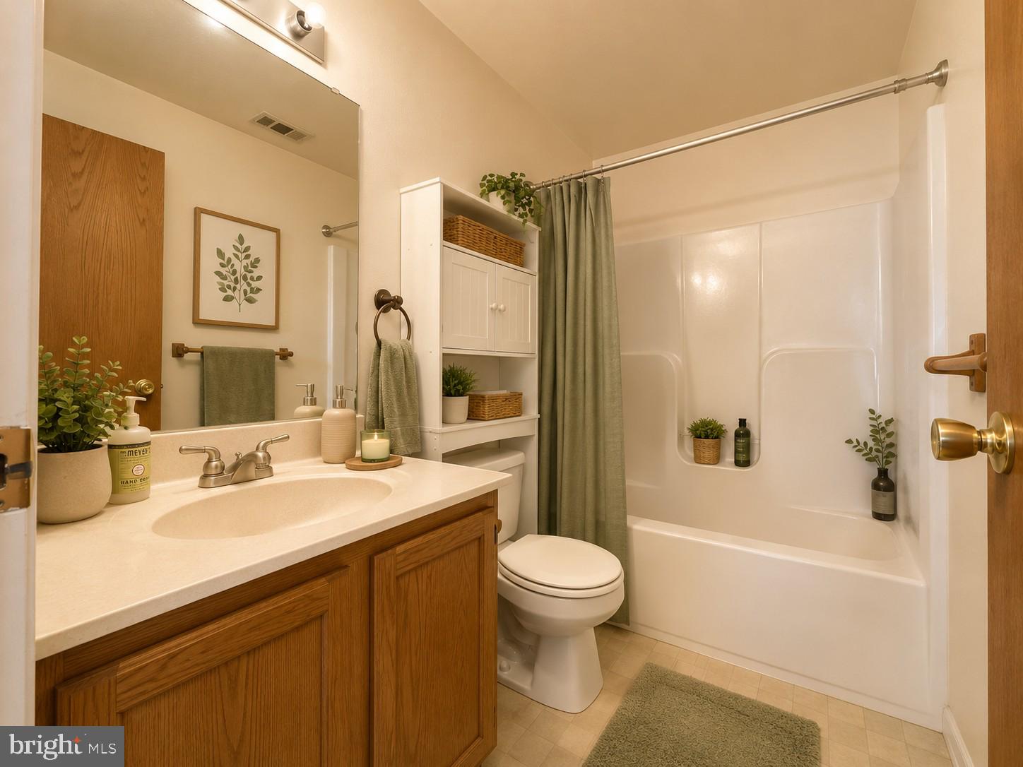 KNIGHTS LANDING - Residential