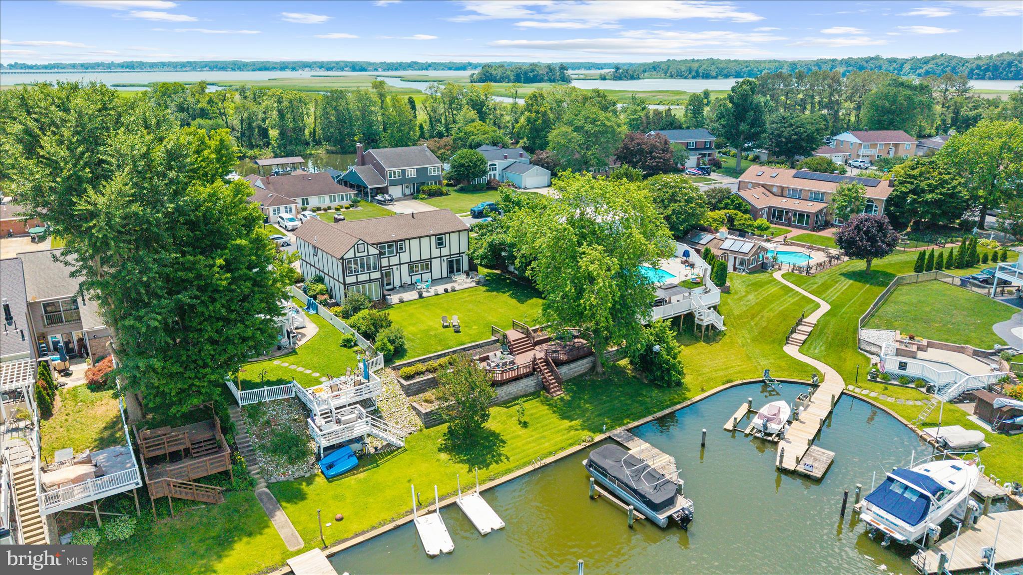 RUMSEY ISLAND - Residential