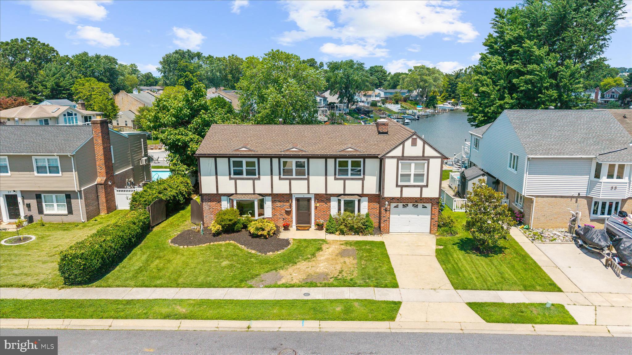 RUMSEY ISLAND - Residential