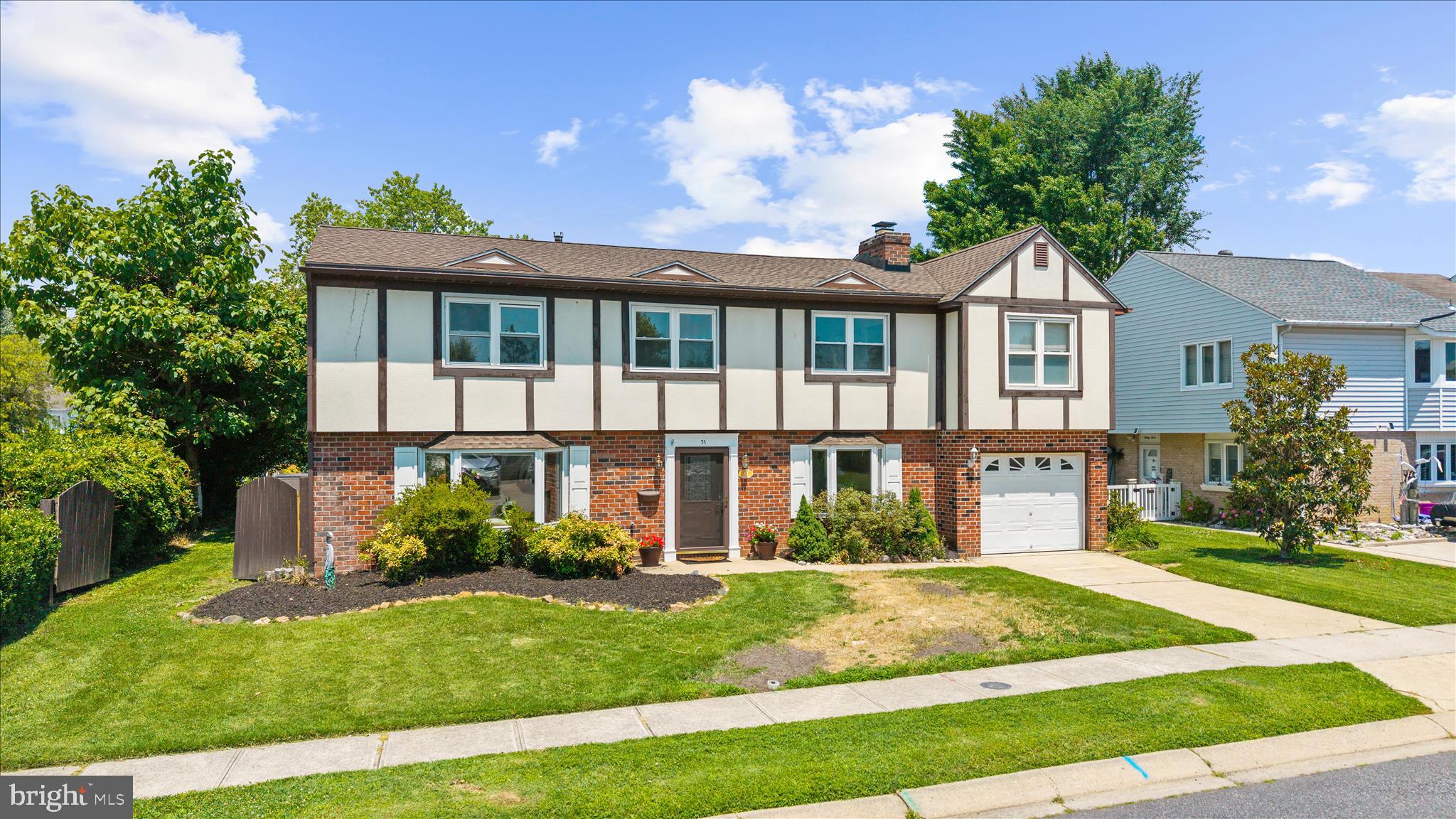 RUMSEY ISLAND - Residential