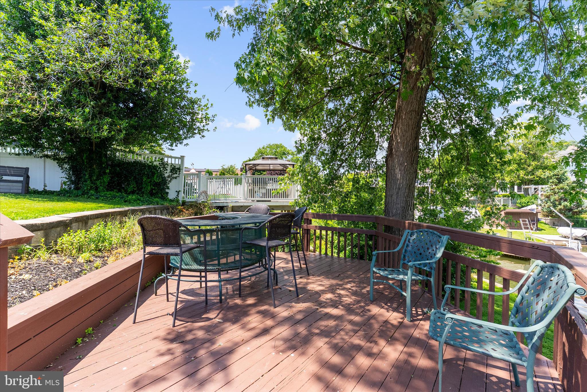 RUMSEY ISLAND - Residential