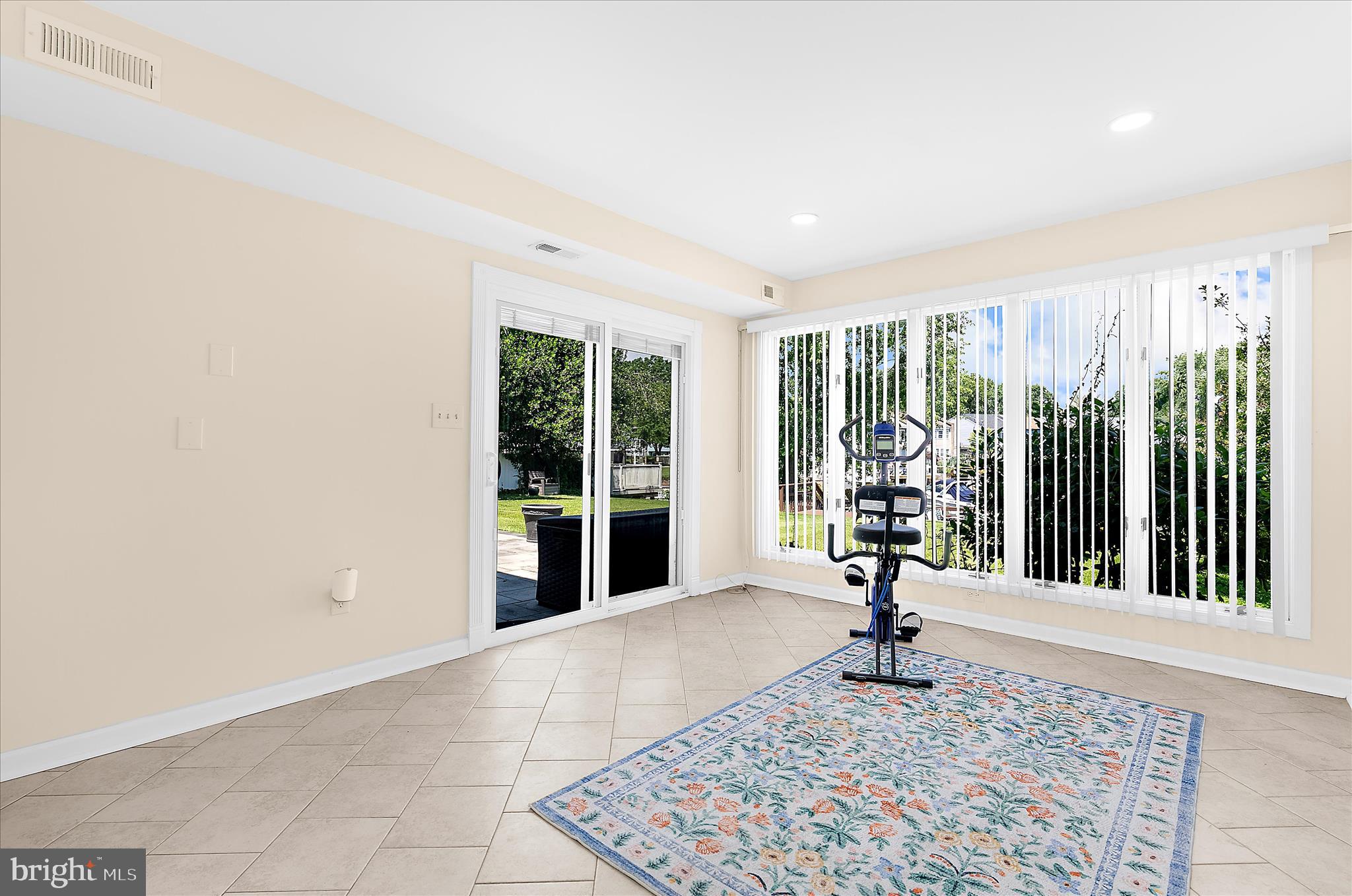 RUMSEY ISLAND - Residential