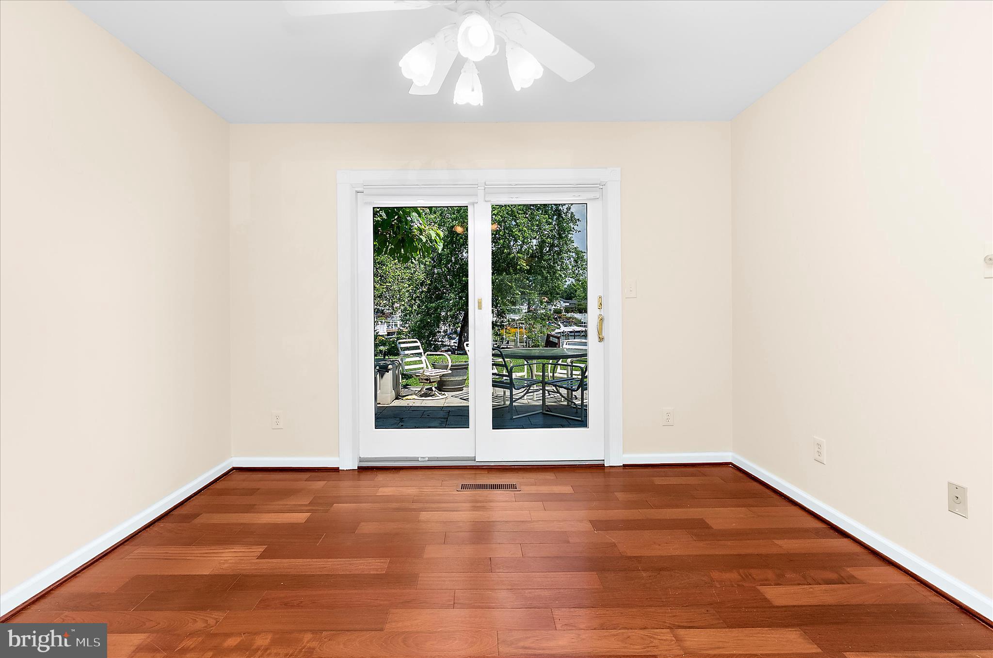 RUMSEY ISLAND - Residential