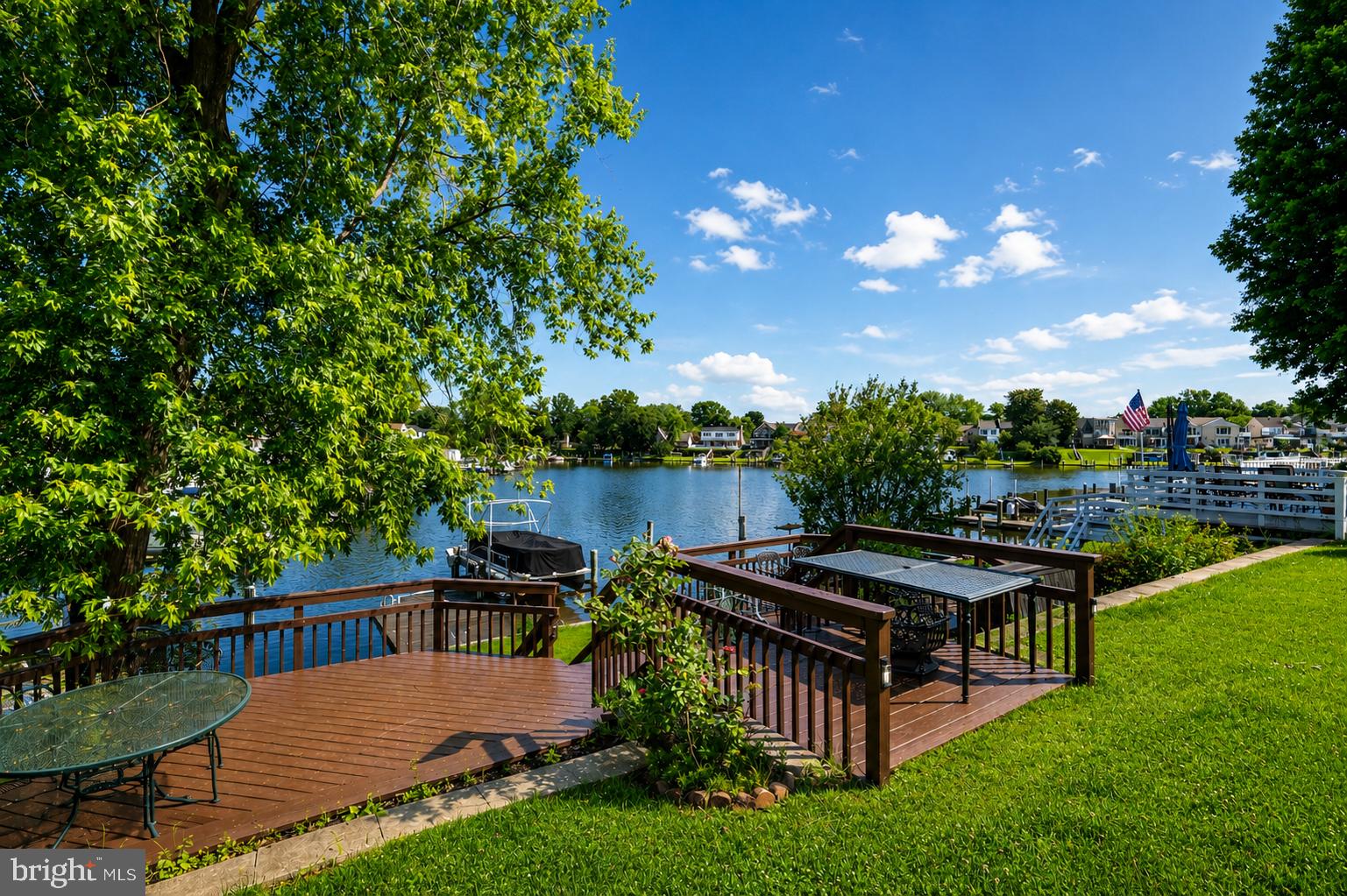 RUMSEY ISLAND - Residential