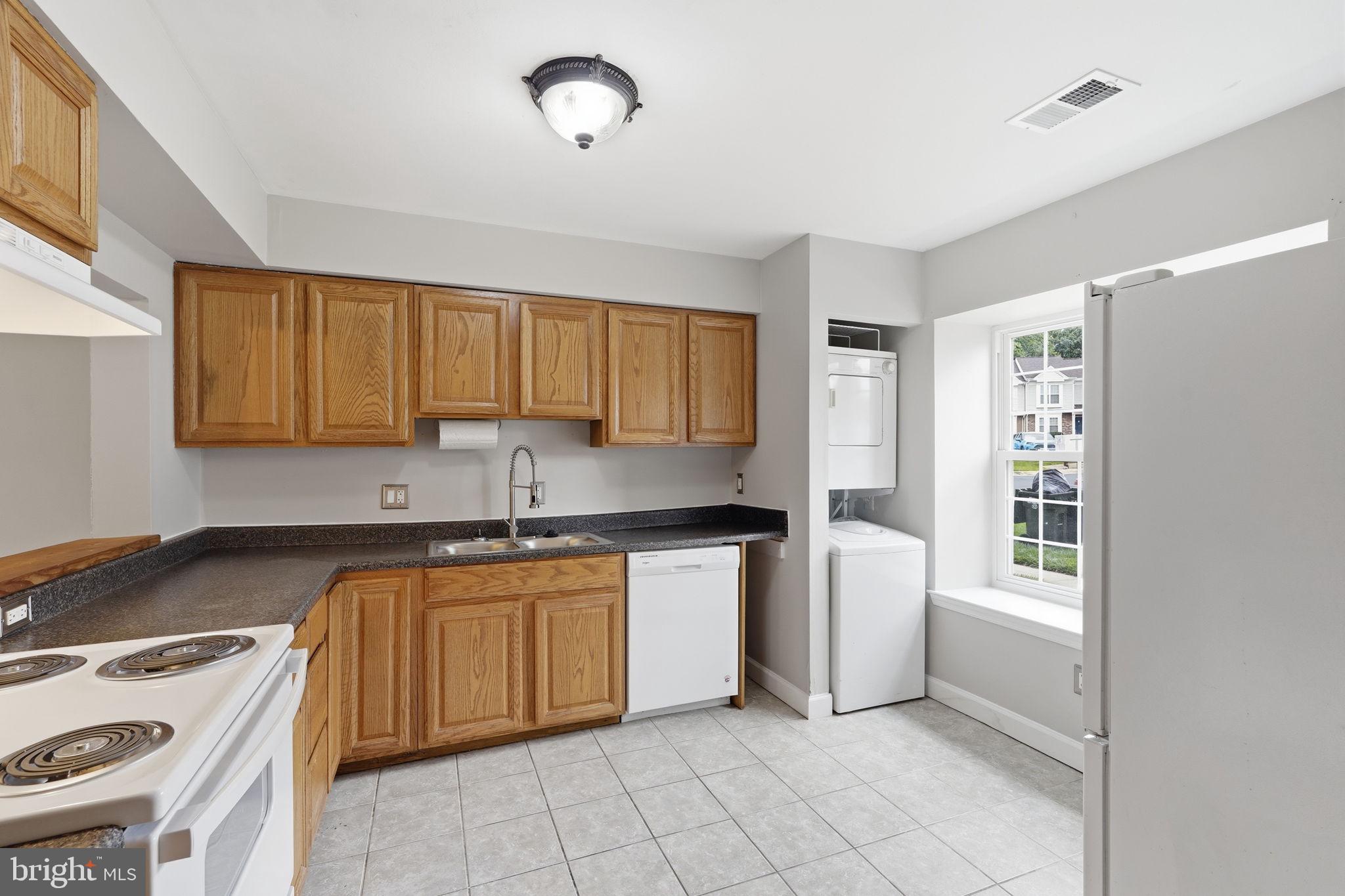 PROVIDENCE VILLAGE - Residential