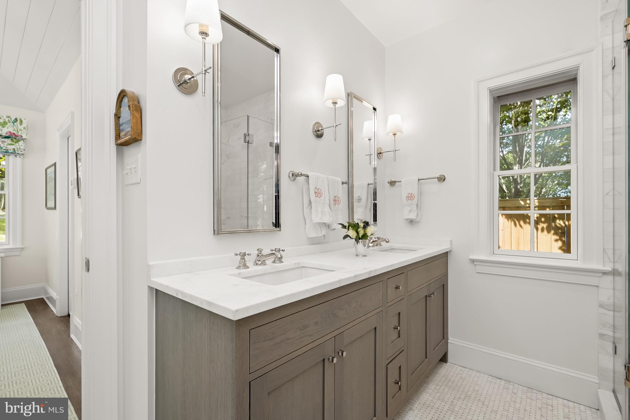 BERKLEY - Residential