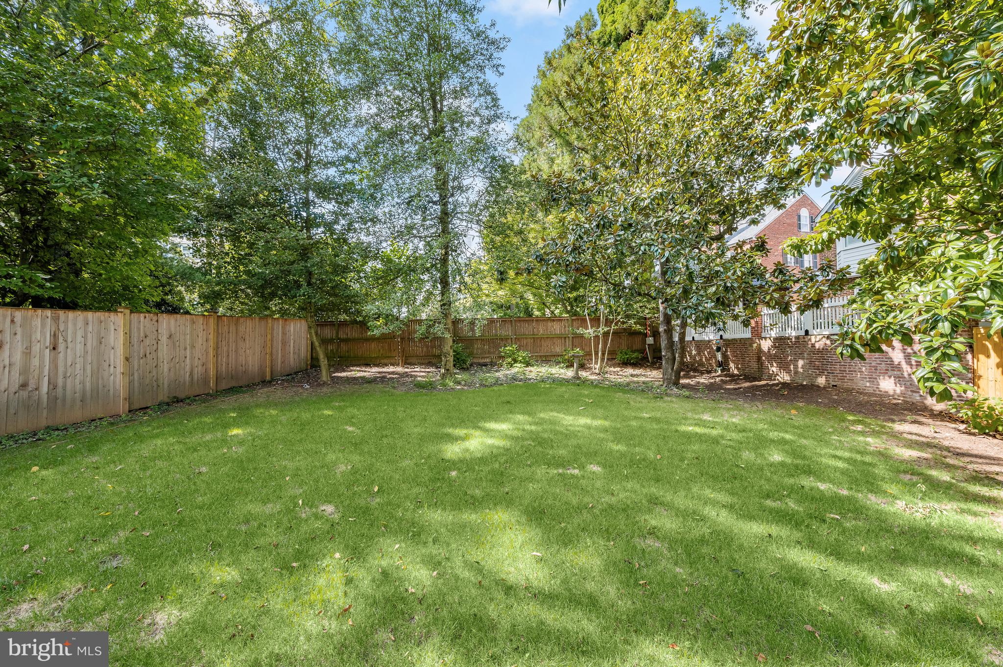 BERKLEY - Residential