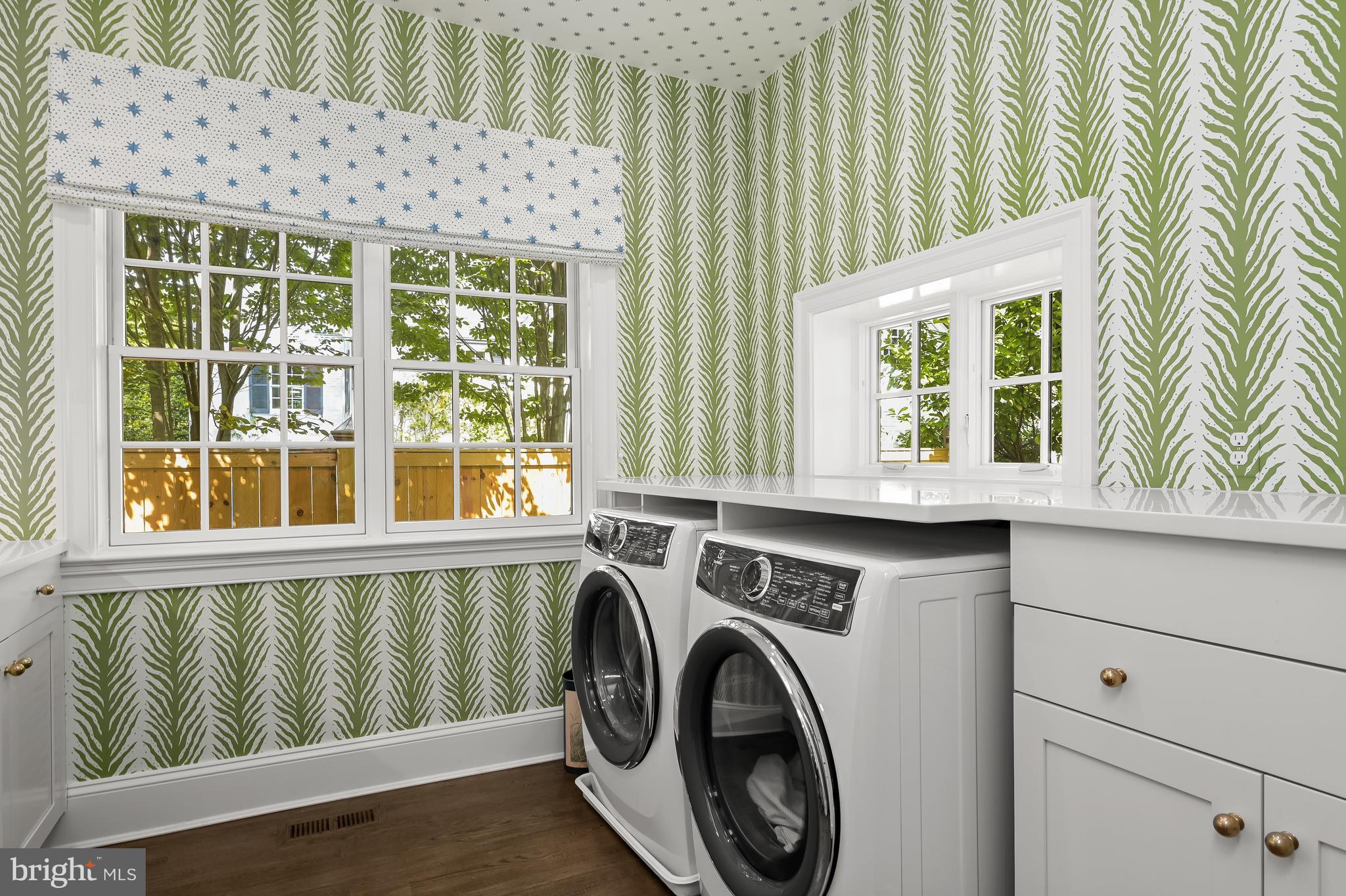 BERKLEY - Residential
