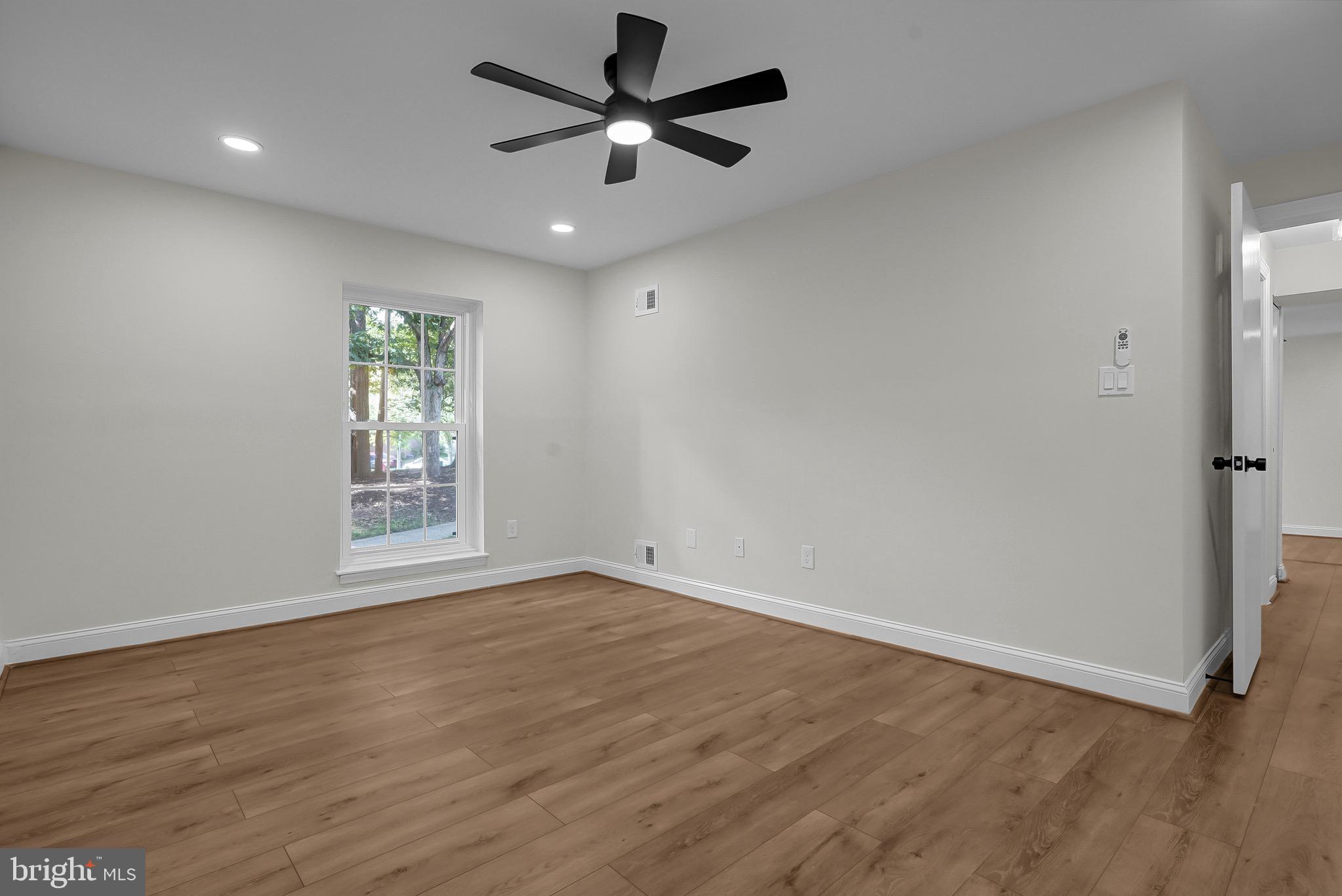 KEENE MILL WOODS - Residential